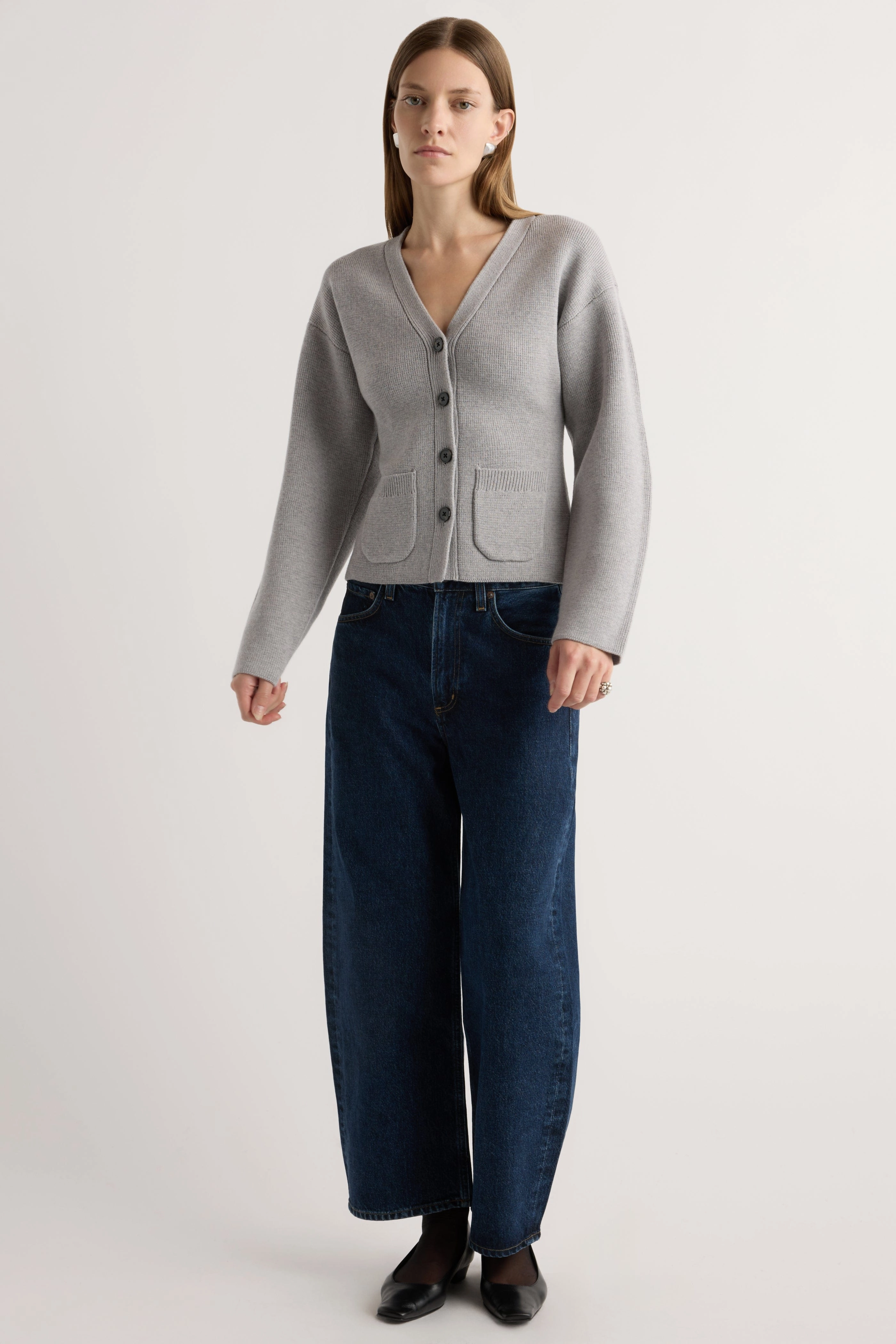 Quick Drying Technology Elinor Organic Cotton-Wool V-Neck Cardigan