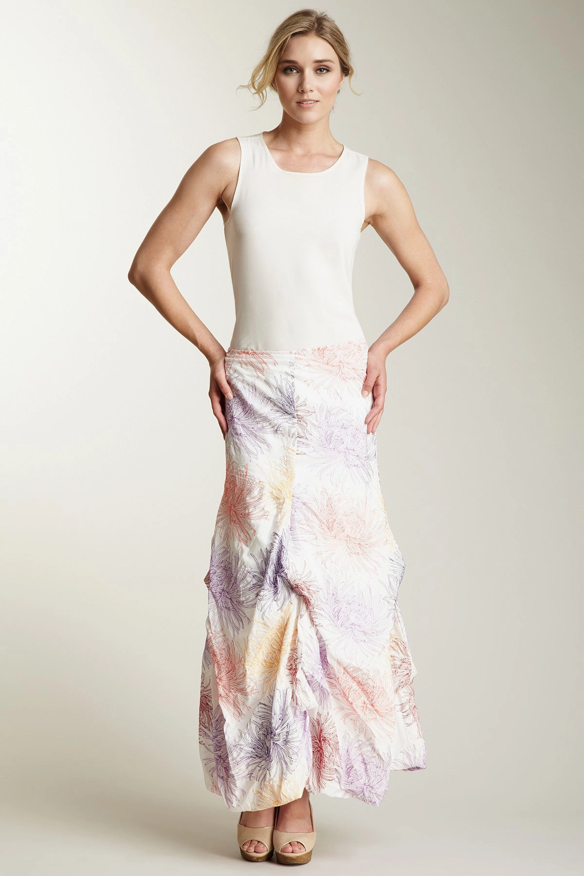 Comfort Wear Sleek Flow Embroidered Balloon Skirt - Chrysanthemum
