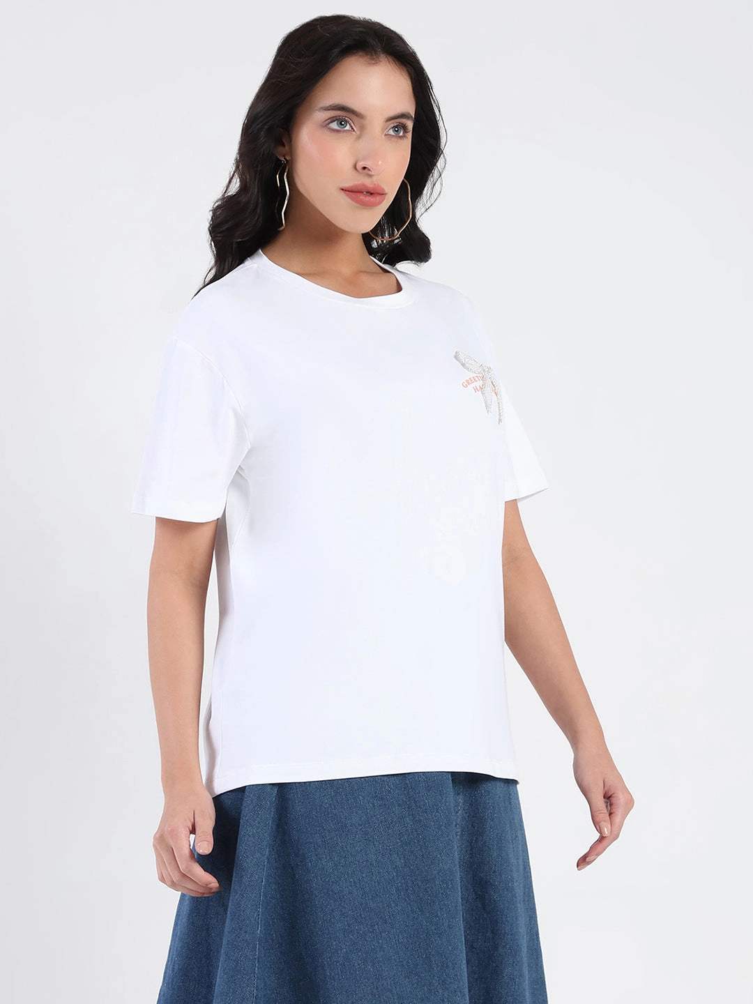 Madame Accessory Patch Detail Graphic Print White T-shirt Street Comfort Style
