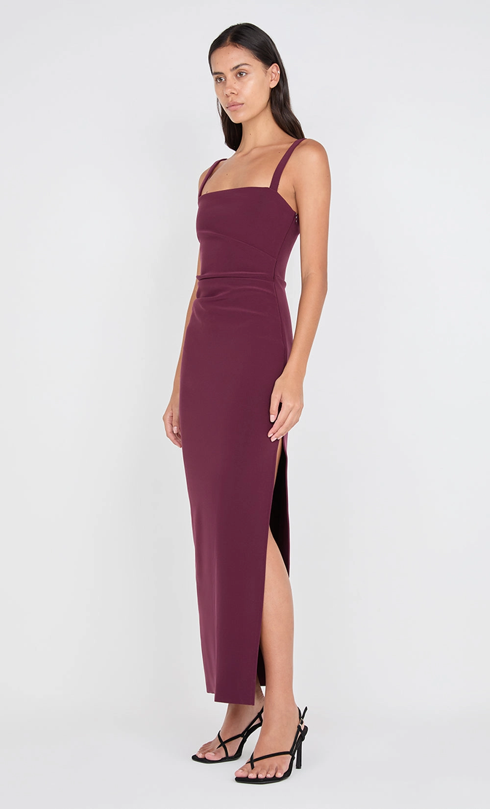 Feminine Cut LEORA TUCK MAXI DRESS - PLUM