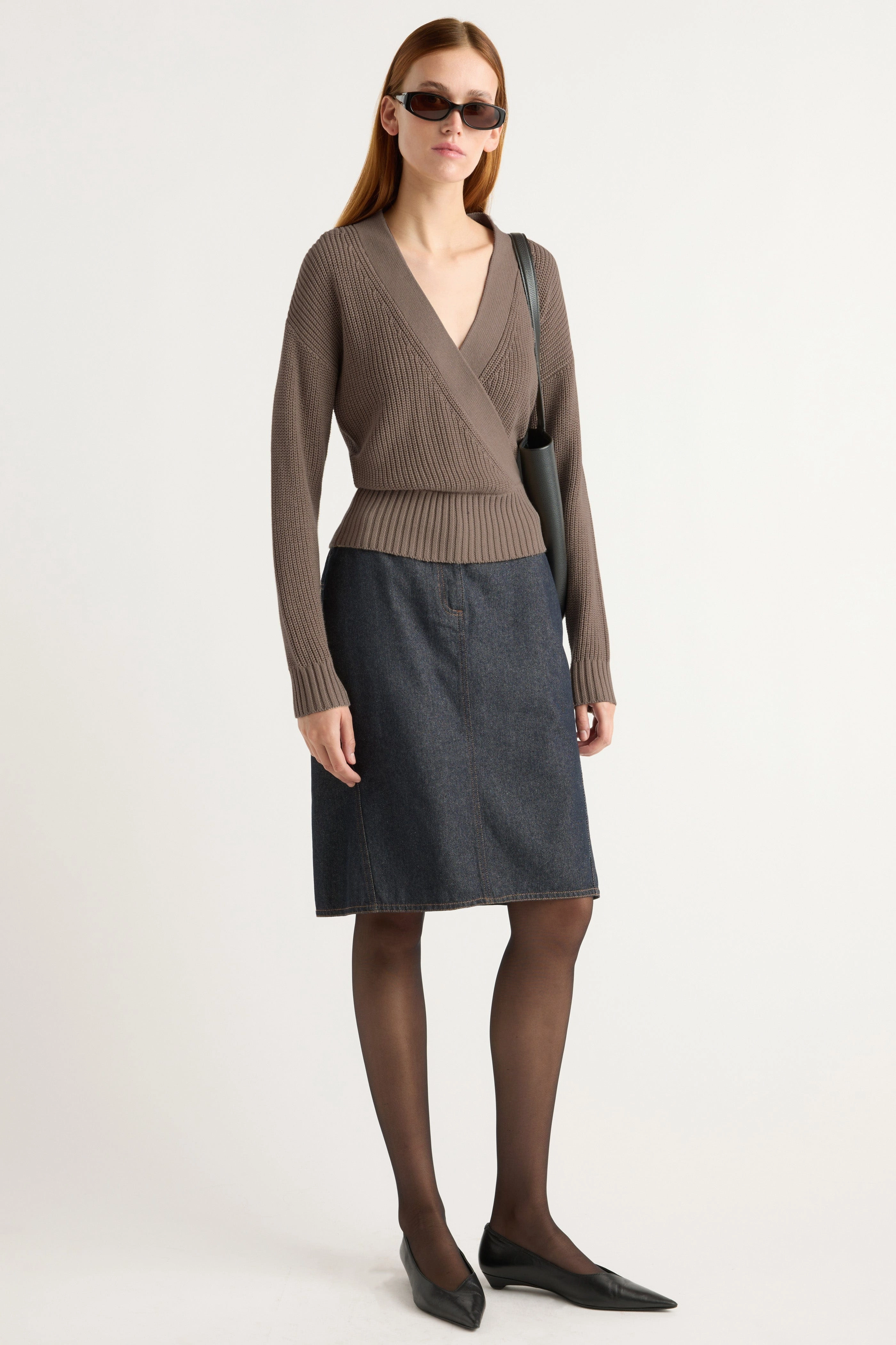 Friction Resistant Edging Maren Cropped V-Neck Sweater