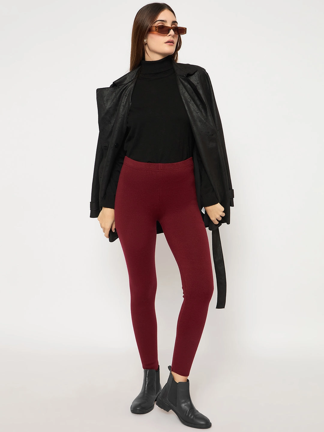 Madame Skinny Fit Solid Maroon Tights LoopwheelFabric