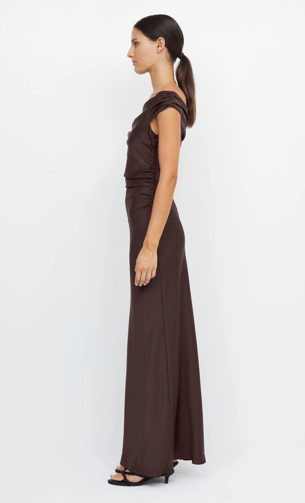 Shine Moment ETERNITY OFF SHOULDER MAXI - DARK CHOCOLATE