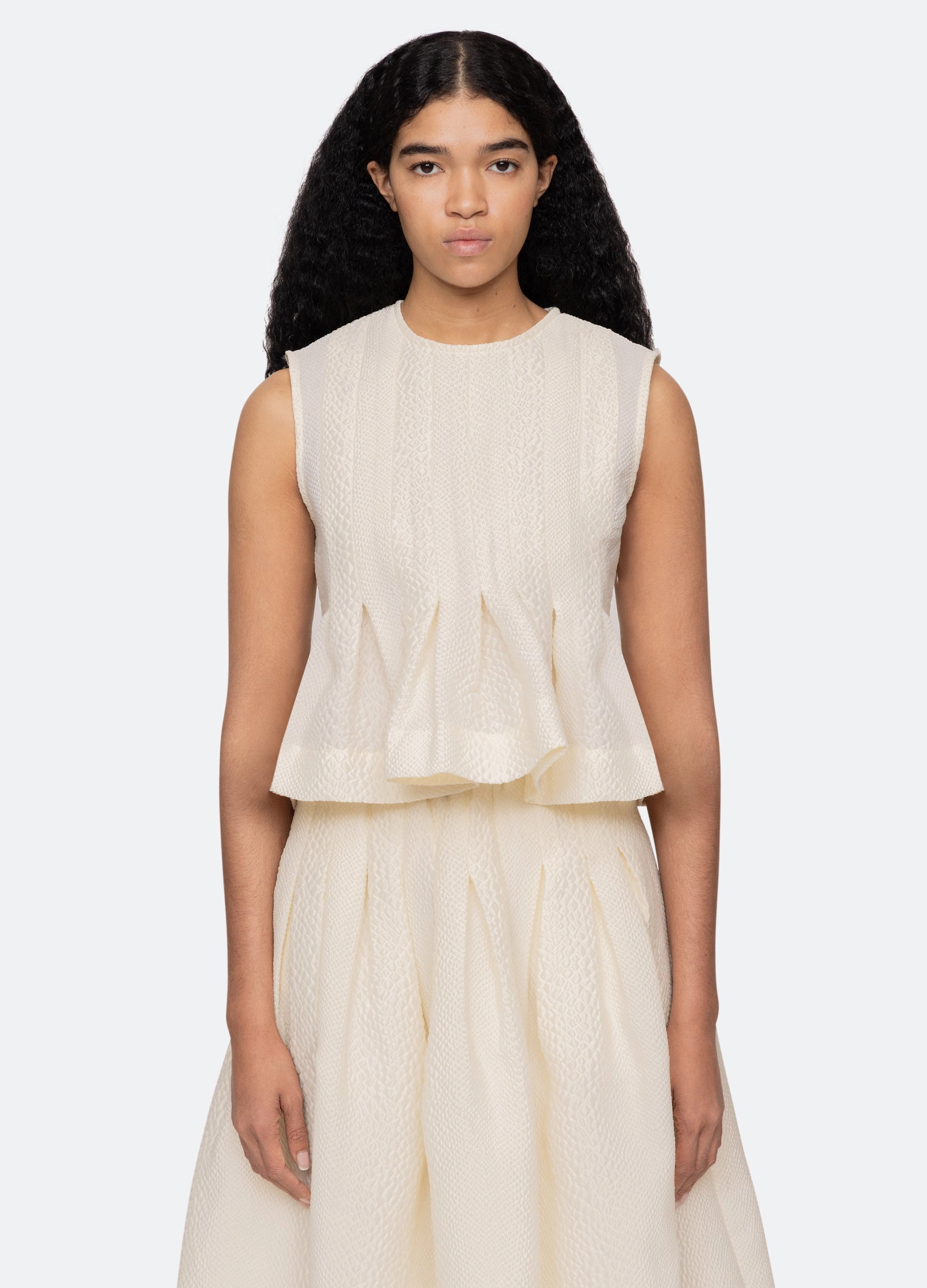 Fayetta Top Double Needle Hemming