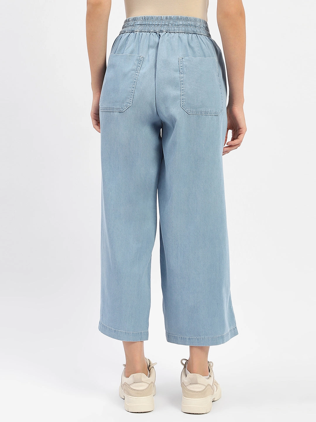 Outerwear Friendly Comfort Stretch Technology Madame Wide Leg Cropped Light Blue Denim