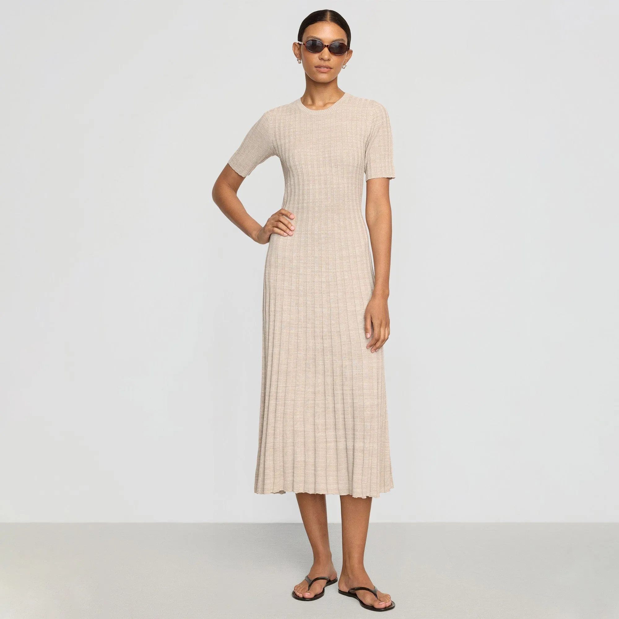 Fena Wide-Ribbed Sweater Dress Comfort Mode Vintage Style