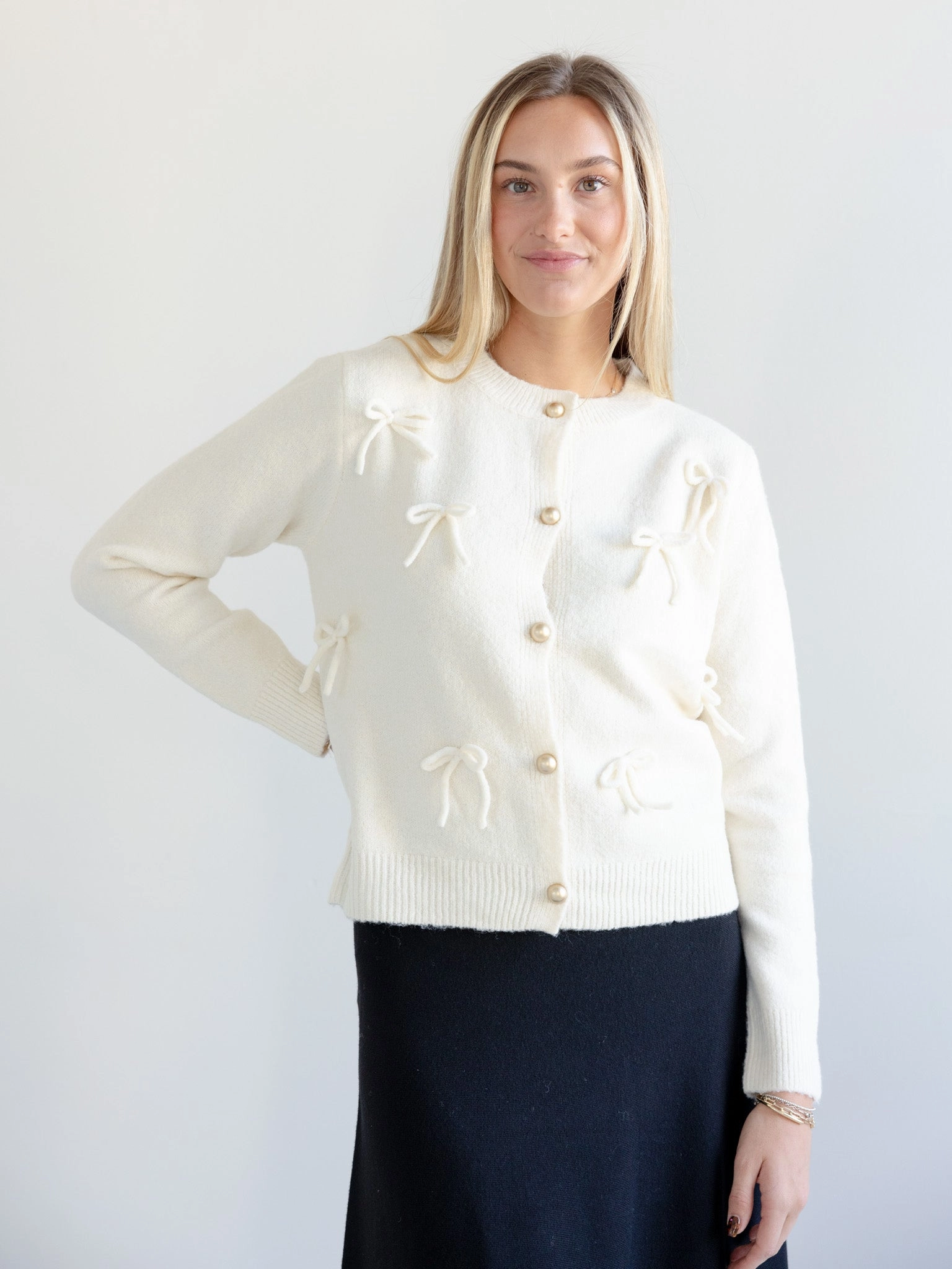 Annie Bow Cardigan Ivory Bold Simplicity Gradient Colorfast Dye