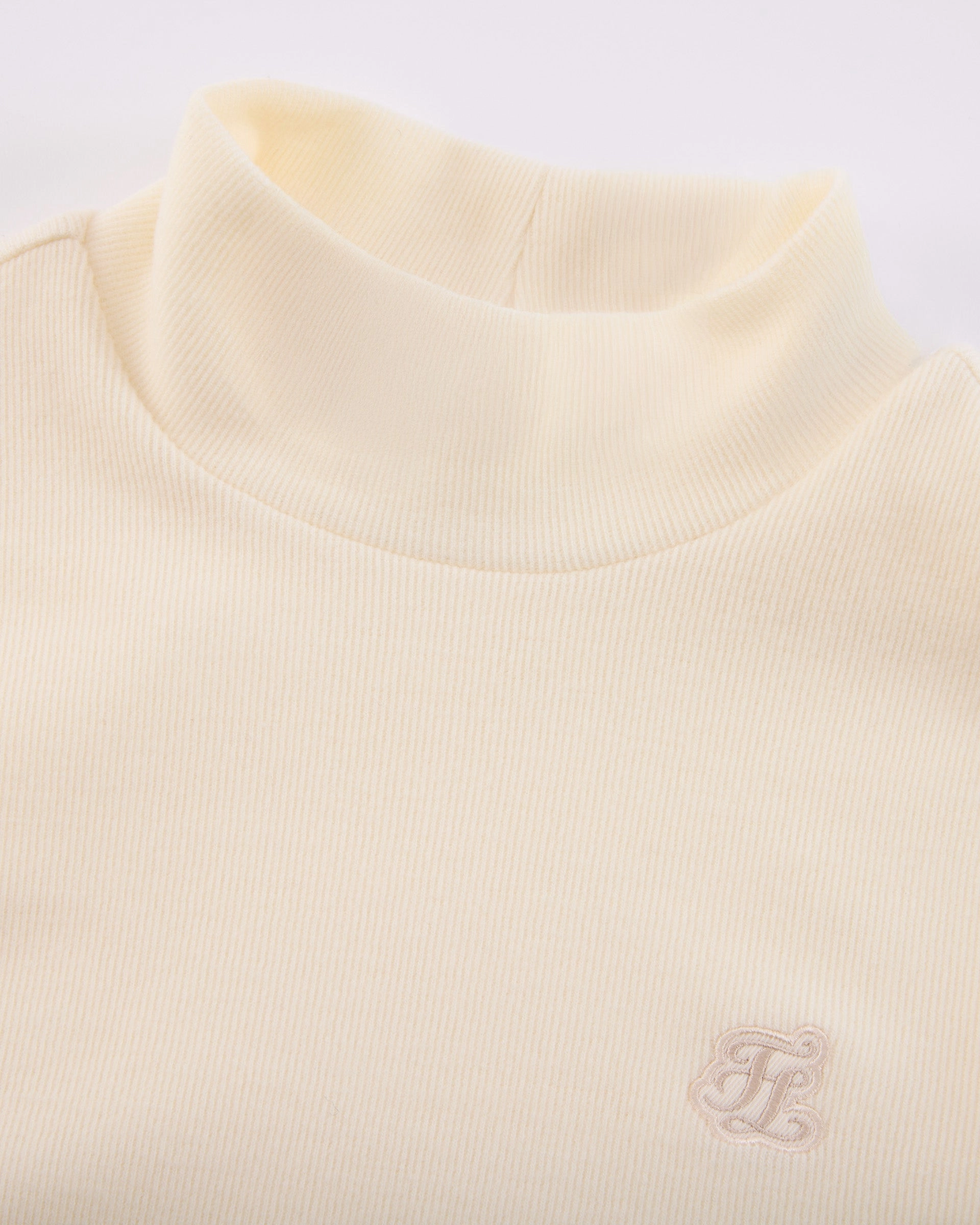 Fleeced high neck t-shirt - Cream Layered Ventilation Zones