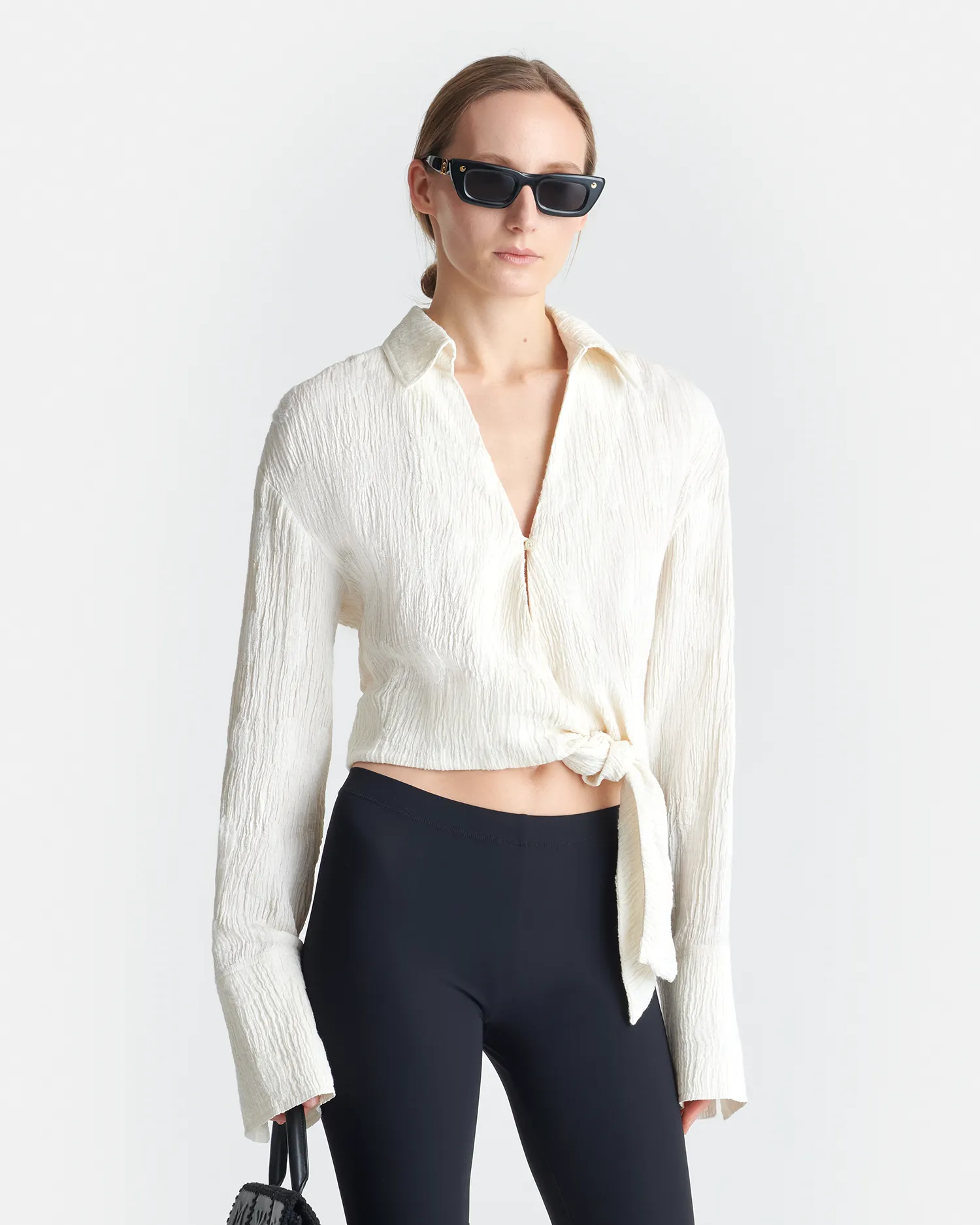 Enola - Seersucker Gauze Shirt - White jewelry