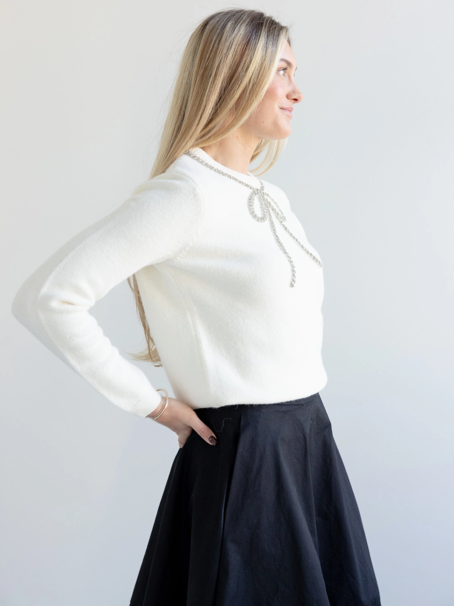 Weight Distribution Tech Timeless Pick Eloise Bow Sweater