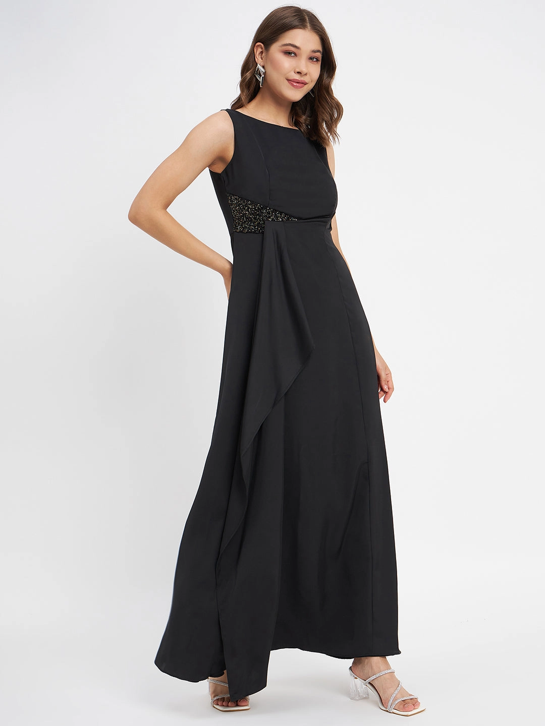 Travel Vibe Madame Black Shimmer Detailing Ruffle Dress
