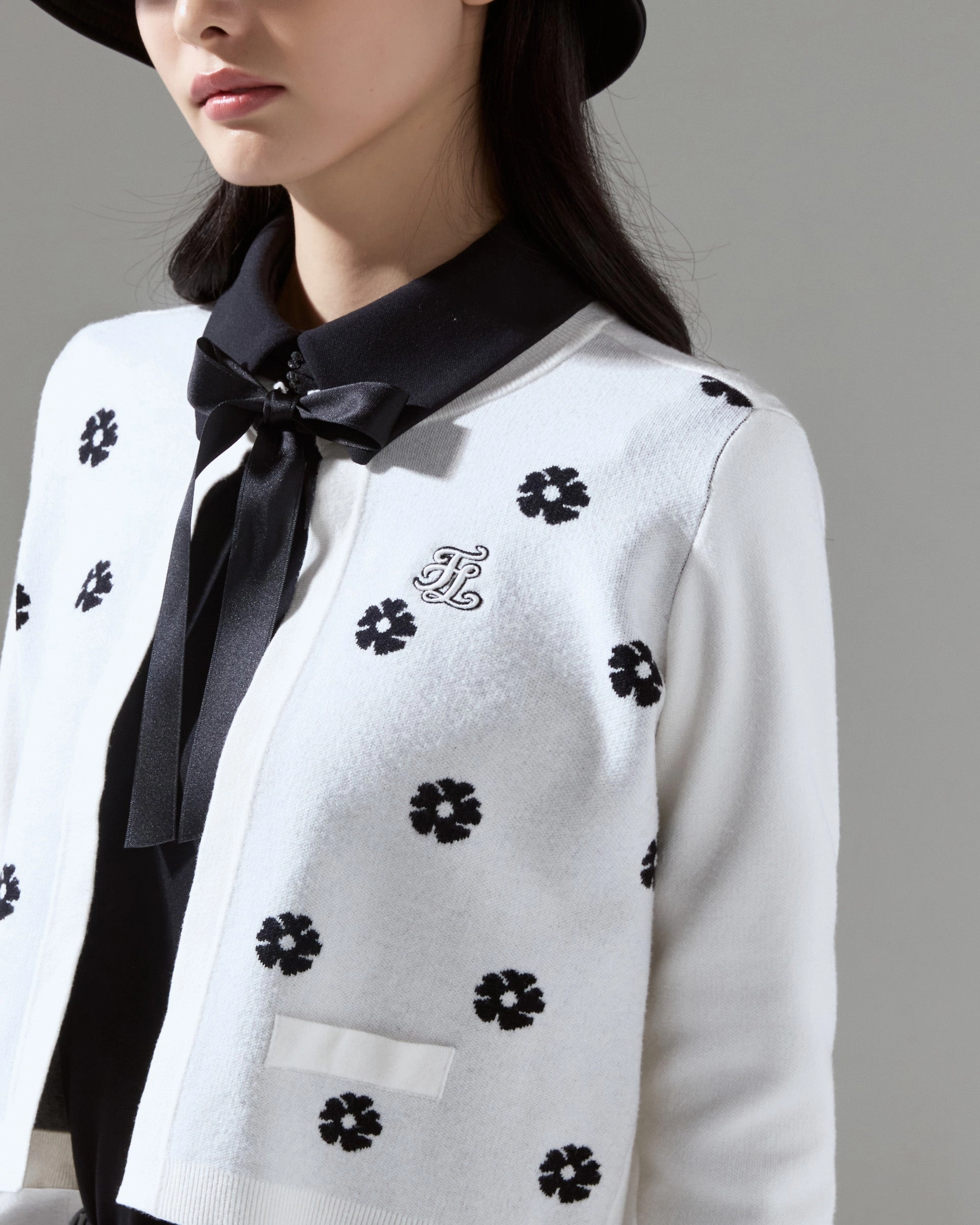 Flower Jacquard Open Ribbon Cardigan - Ivory ElasticEdgeBinding