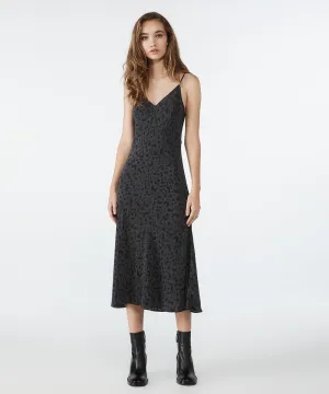 ARKANUM DRESS Simple Texture Feel Good
