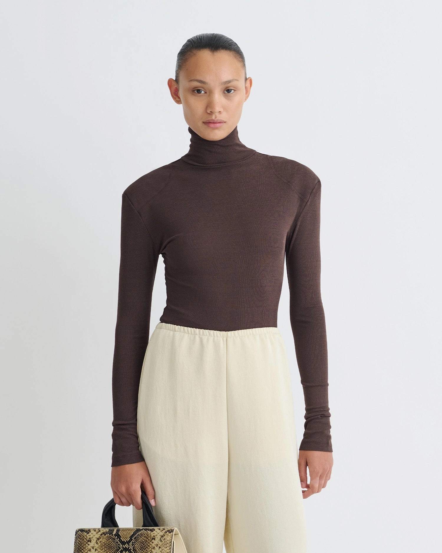 LightReflectiveTrim Stylish Hoodie Nayeli - Mesh Jersey Long Sleeved Top - Dark Oak