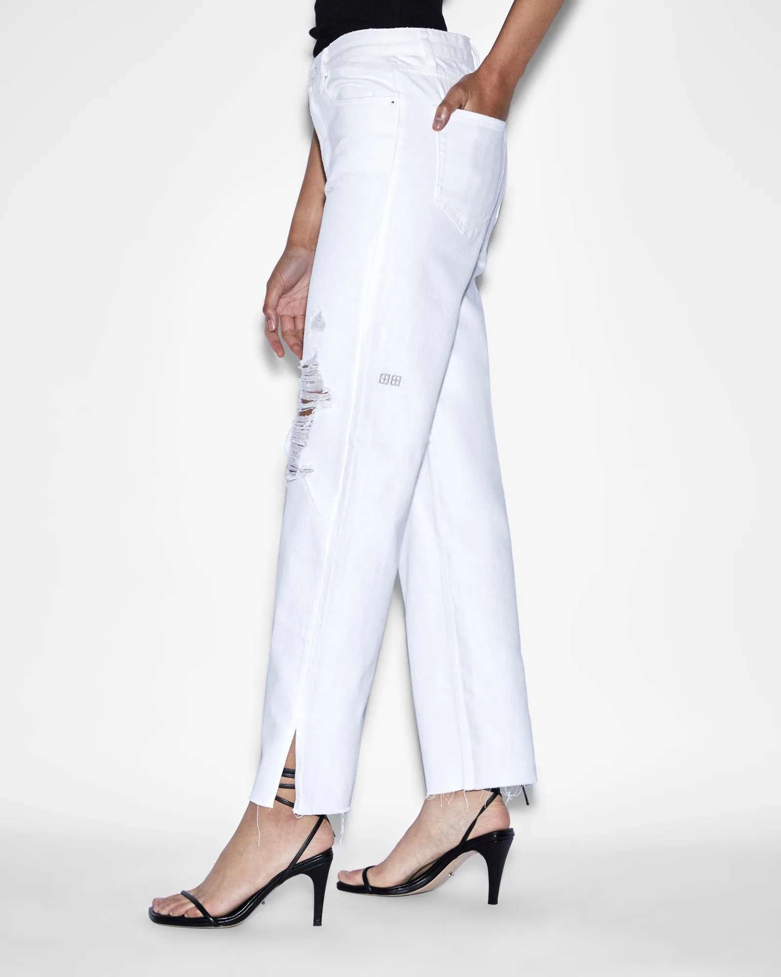 BROOKLYN JEAN BLANC SLICED Flexible Fabric Sleek Comfort