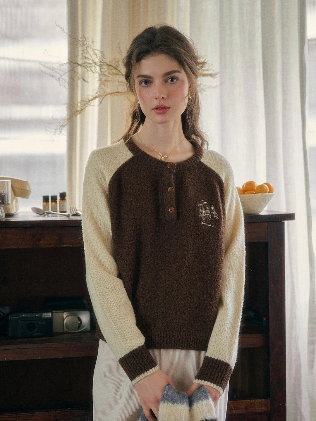 Everyday Neutral Leisure Look Juno Round Neck Raglan Sleeve Wool Sweater