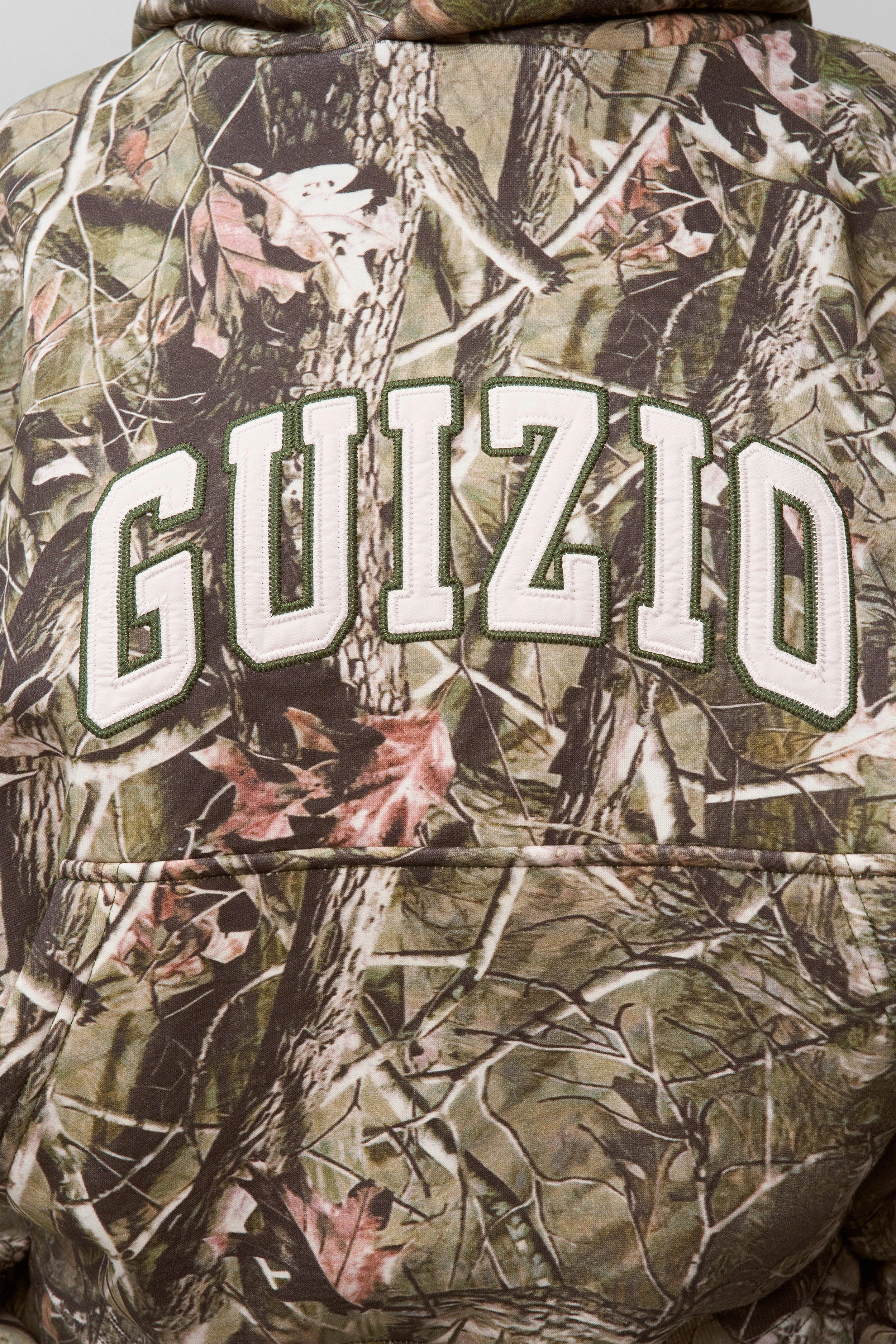 Guizio Pullover Hoodie Sustainable Material
