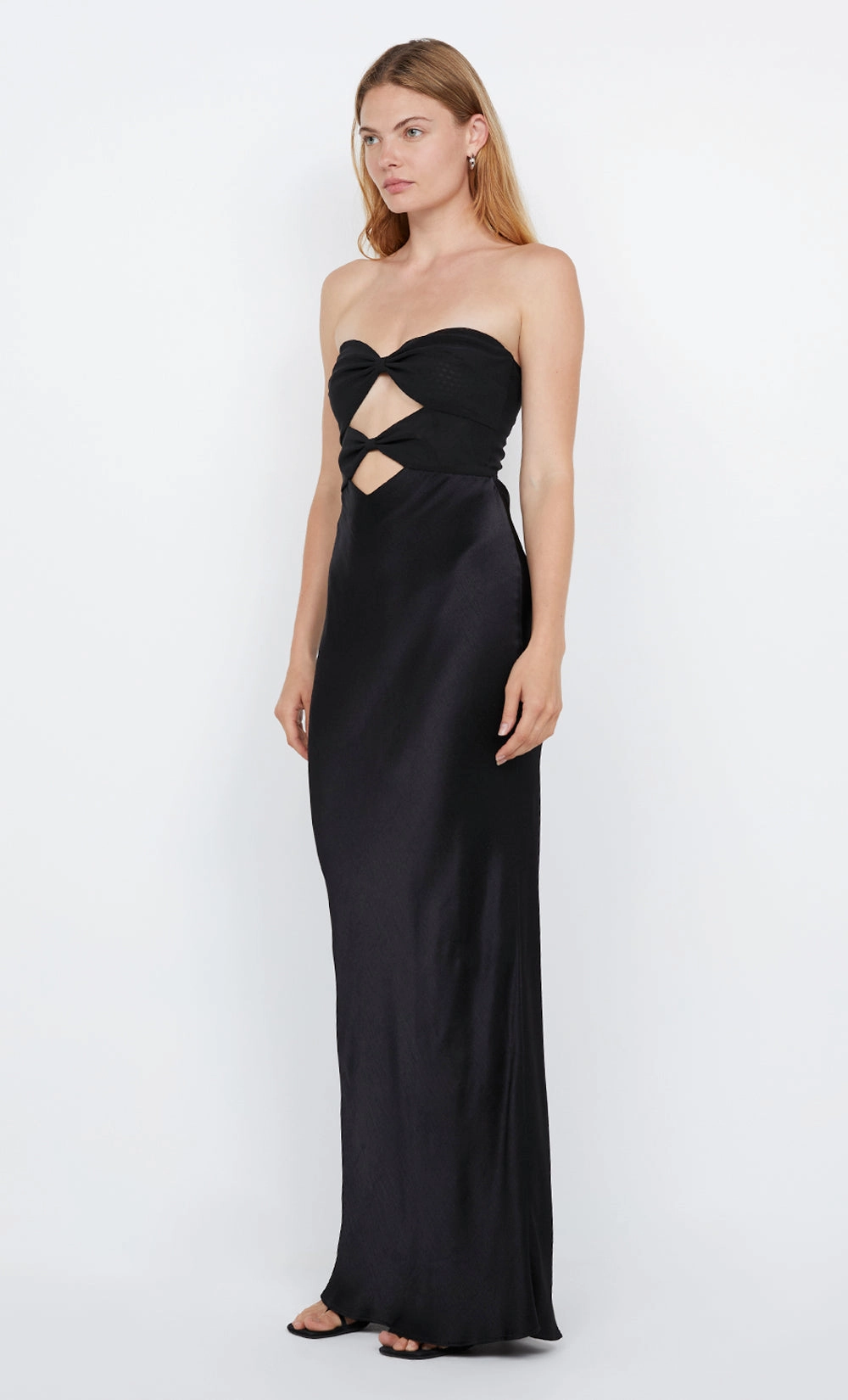 HALLE STRAPLESS DRESS - BLACK Modern Finish Street Casual