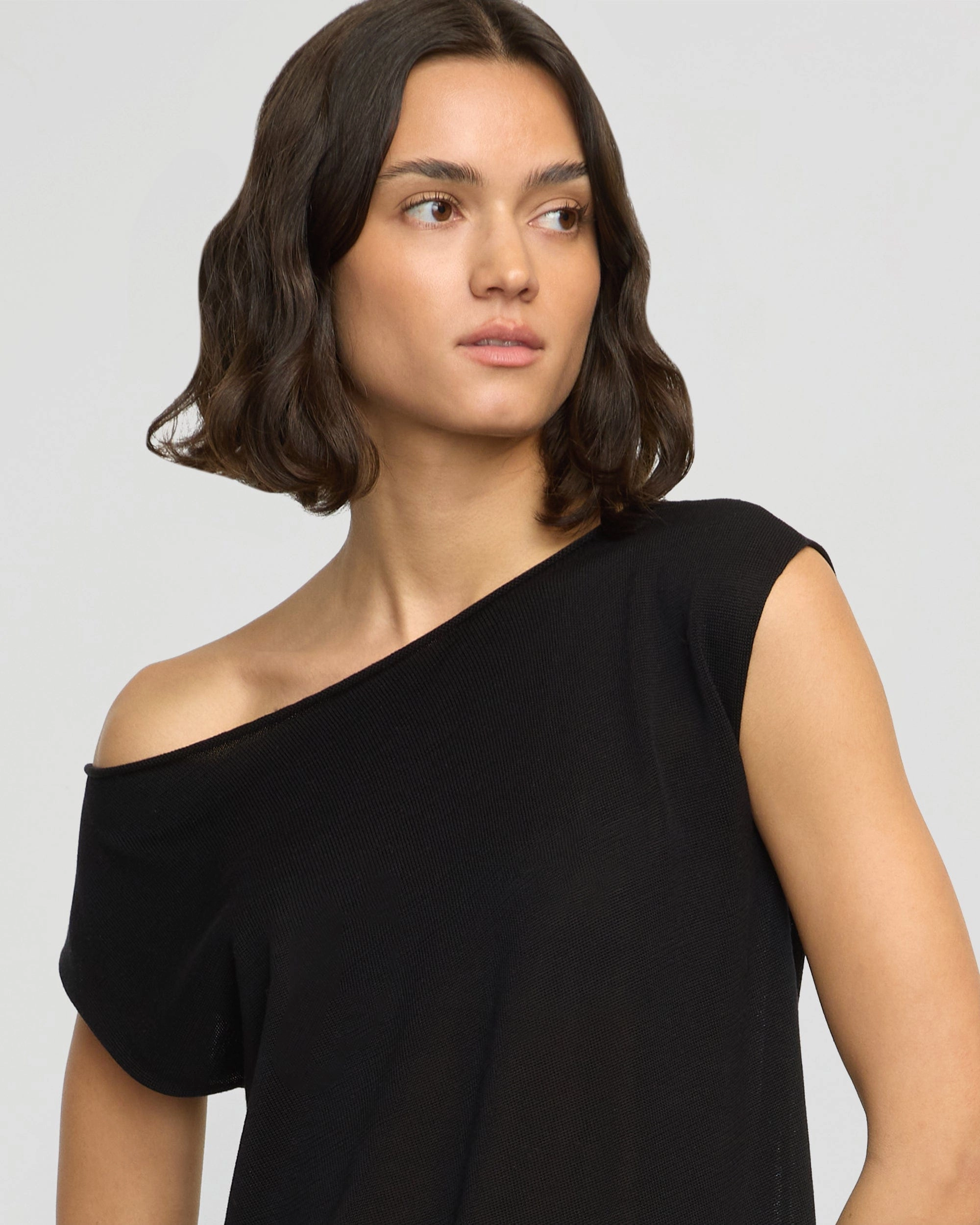 Hanna Off-Shoulder Tencel-Wool Top Fashion Blouse Odor Resistant Fabric