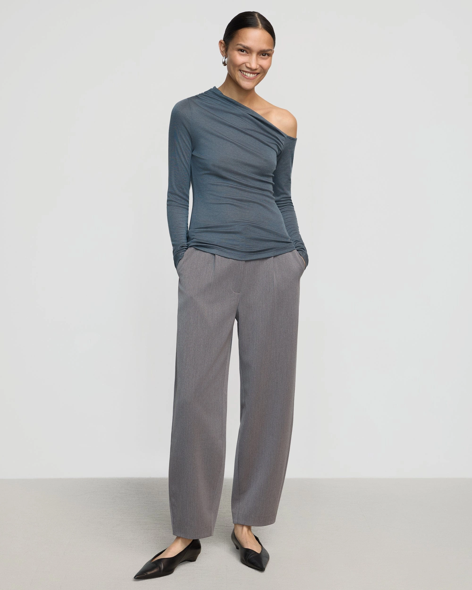Microfiber Technology Natural Fiber Blend Ayra Tencel-Wool Off-Shoulder Tee