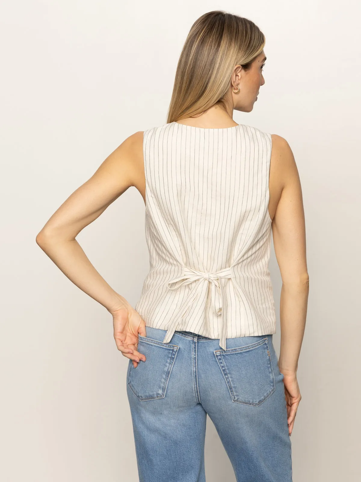 Smooth Jersey Texture Relaxed Design Relaxed Modern Vest Natural Metallic Stripe