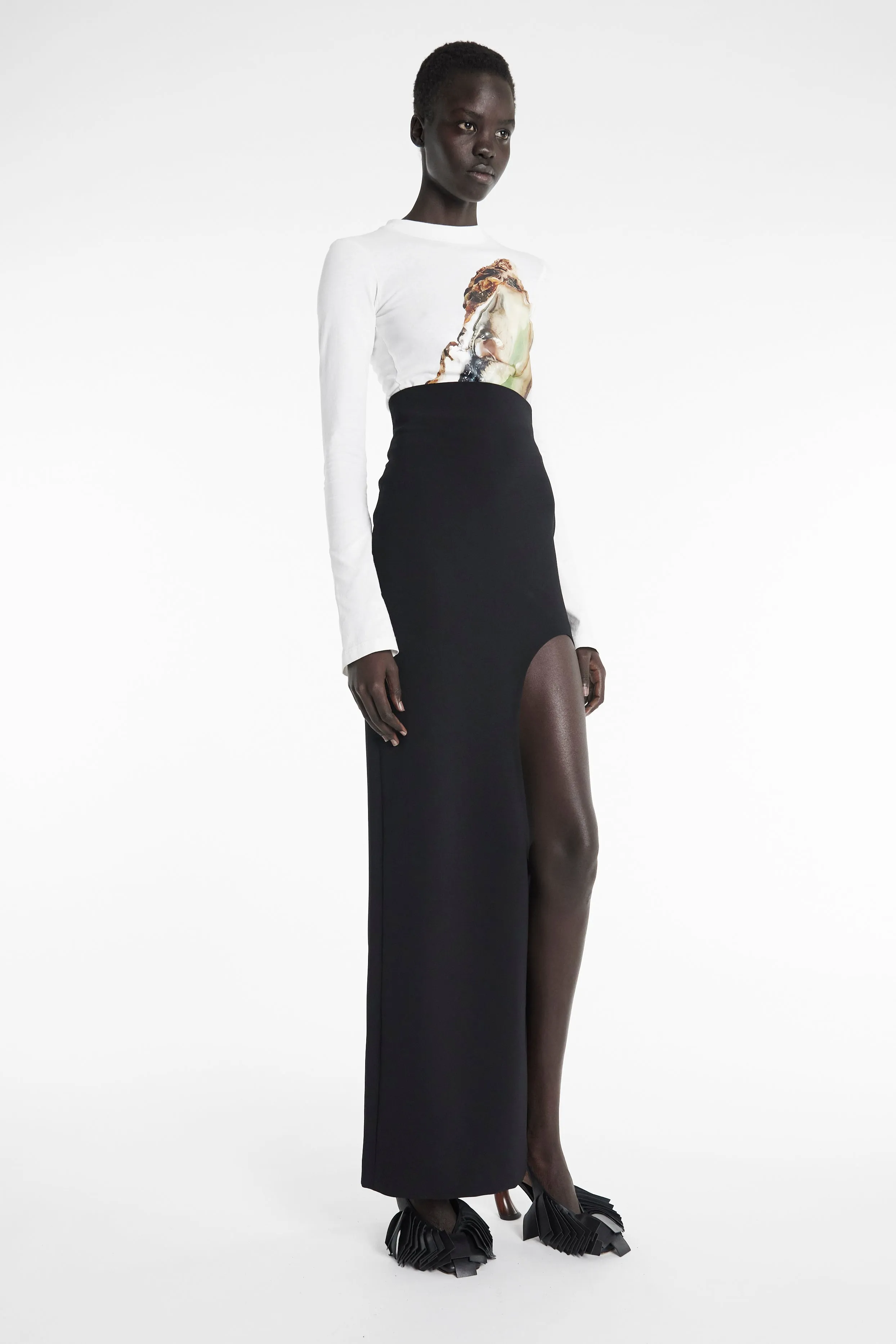 Side Pockets Pencil Skirt Black