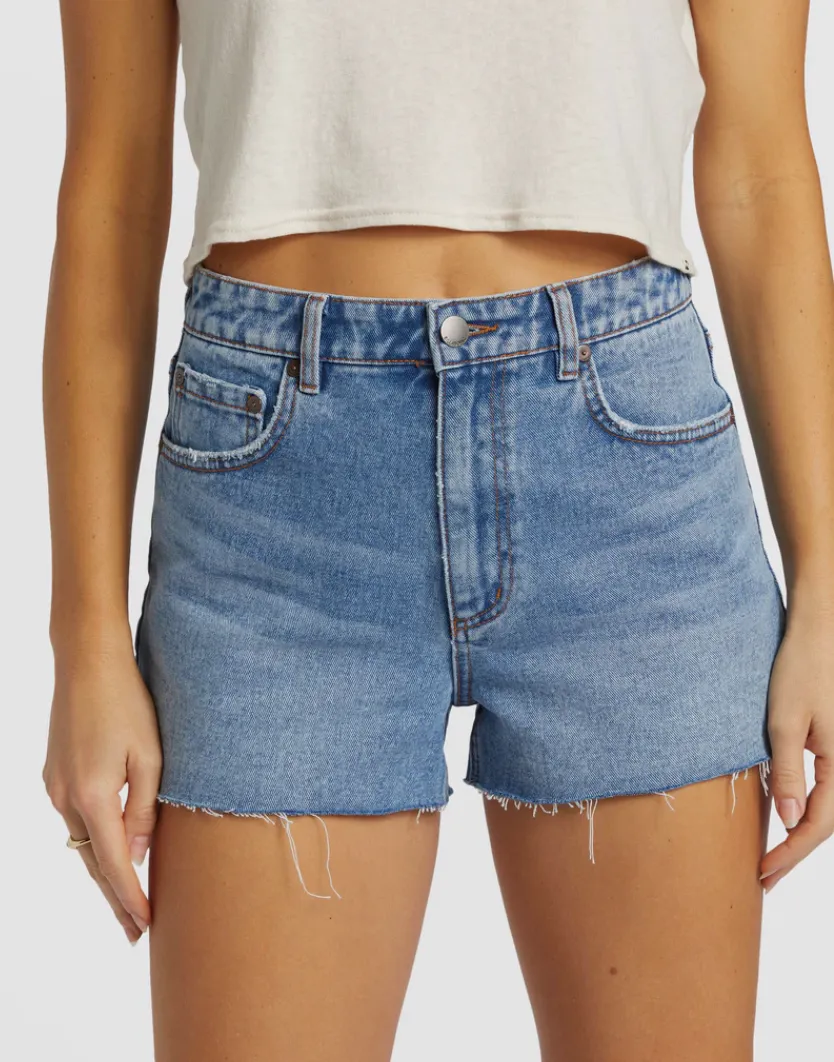High Tides Short Denim Shorts (BNNW)