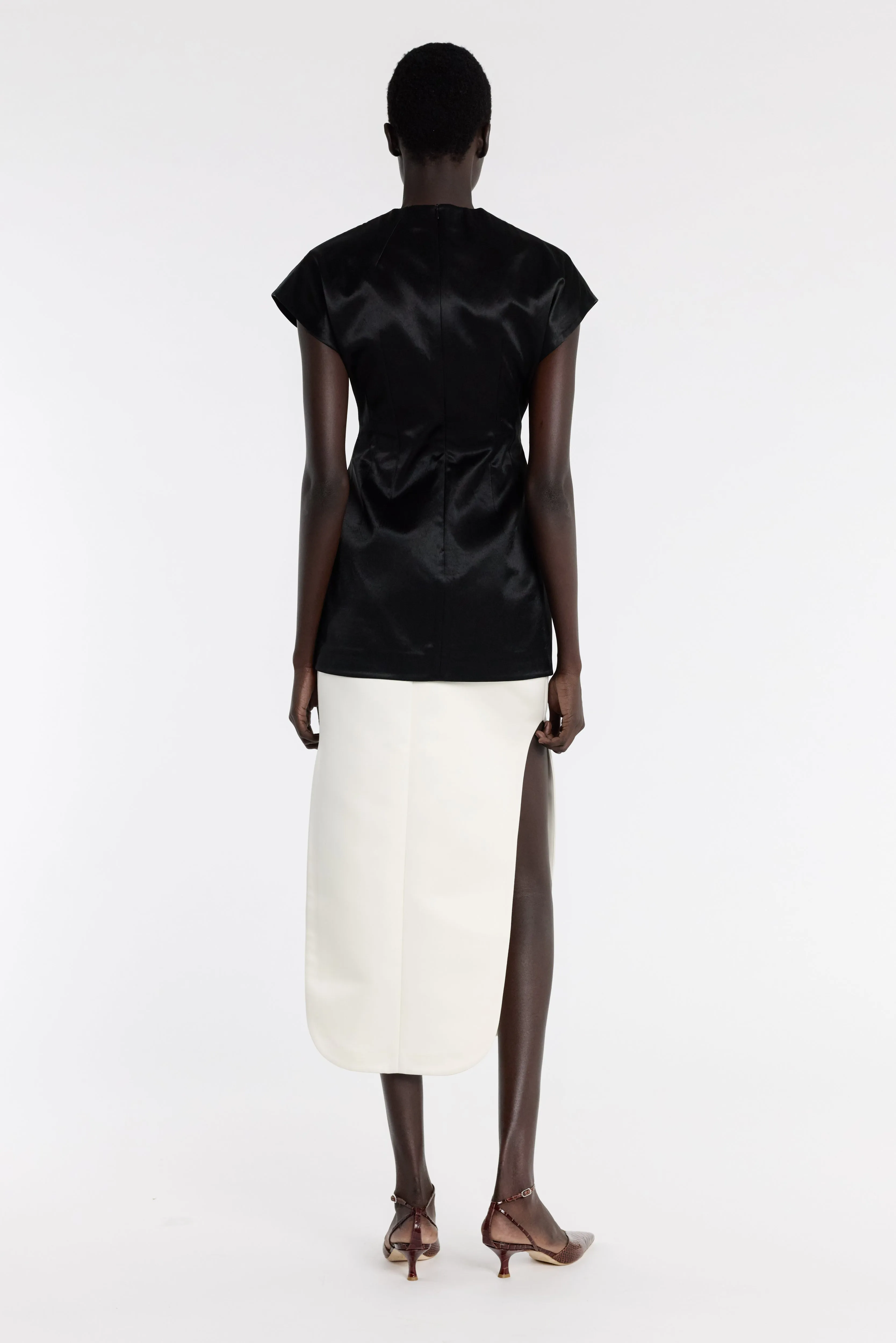 Simple Flow Polka Dot Slit Skirt Ivory