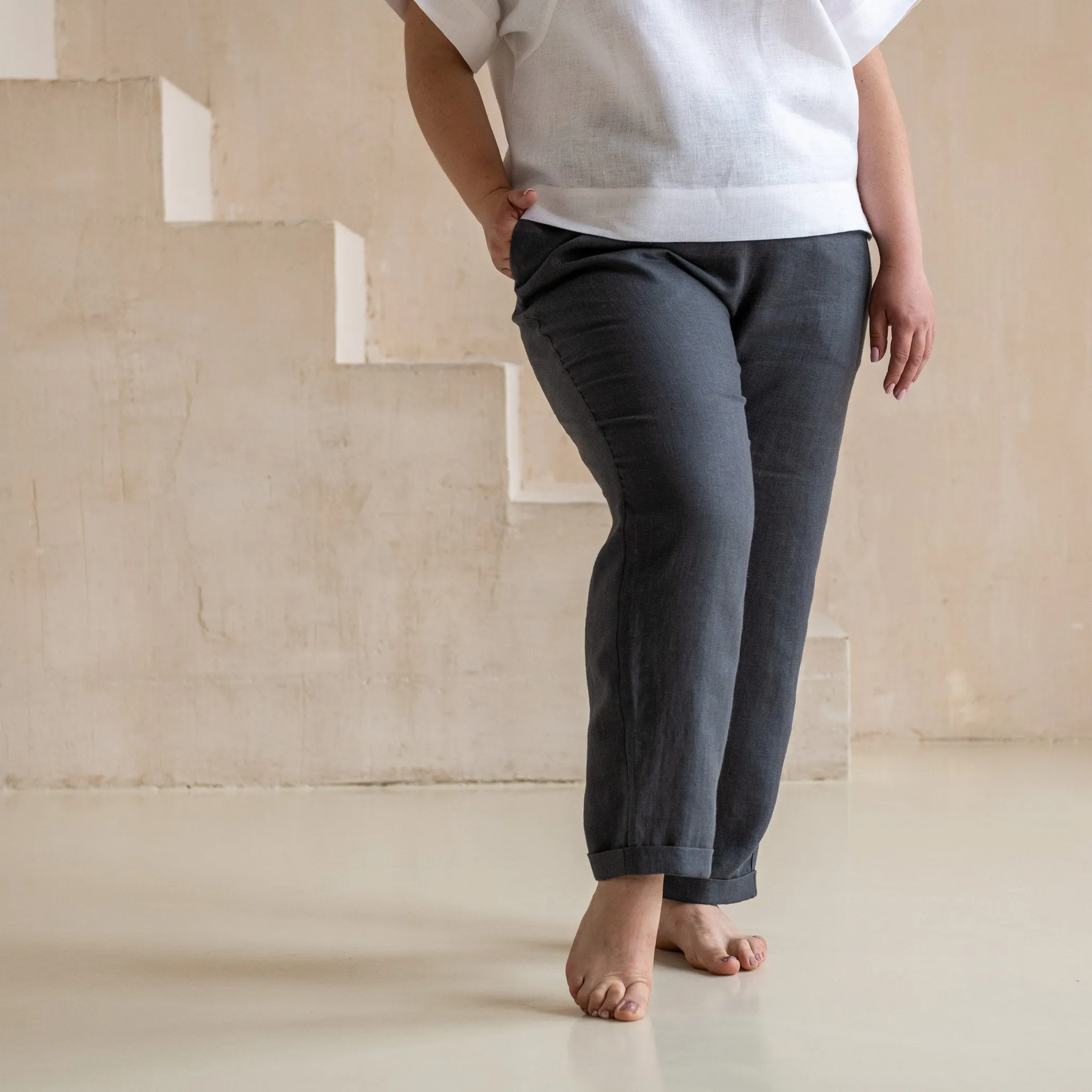 High-Waisted Straight Linen Cropped Pants
