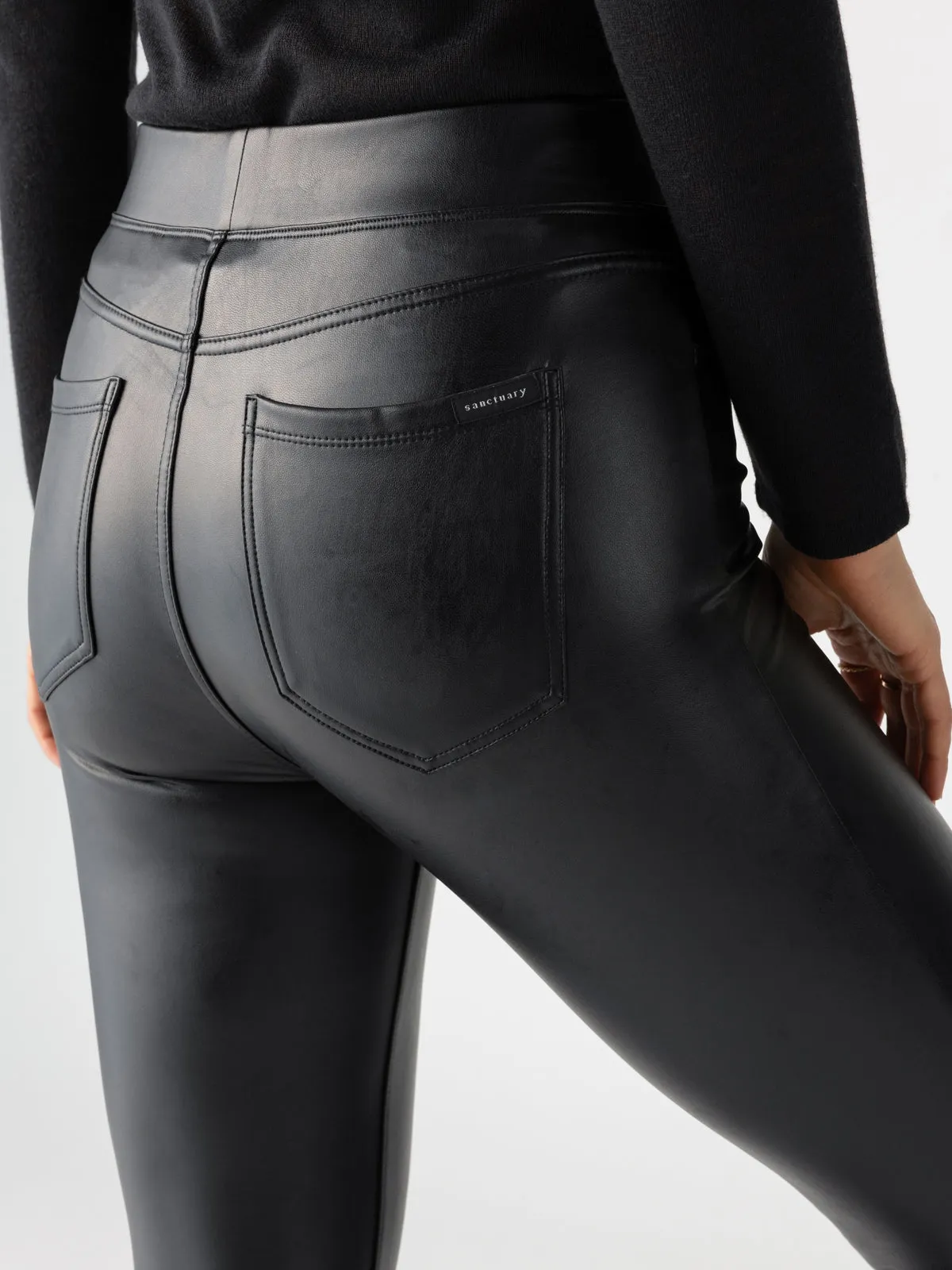Runway Semi High Rise Legging Slick Black Light Shape Practical Style