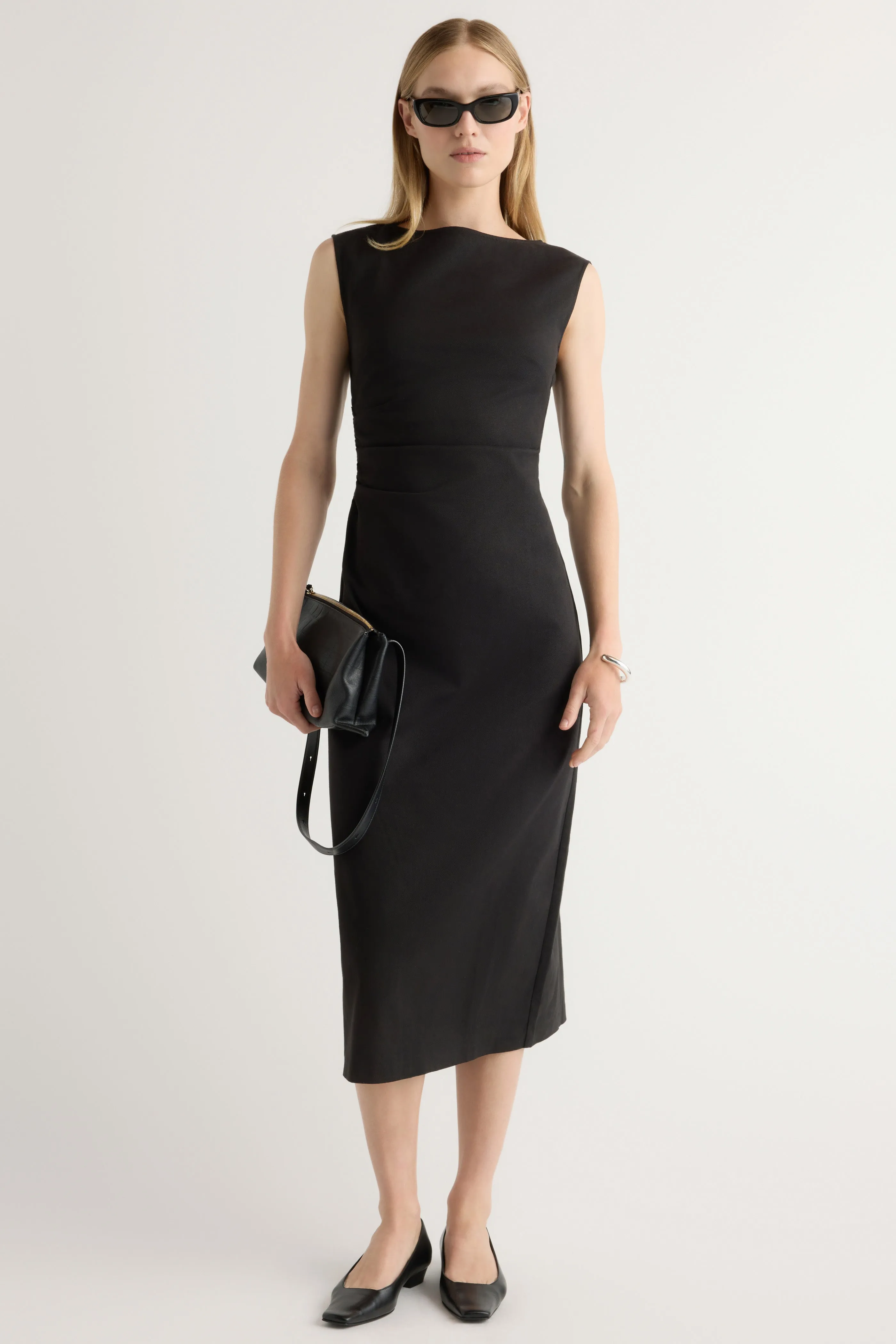ContrastStitching Dreamy Look Inari Cotton Twill Boat-Neck Dress