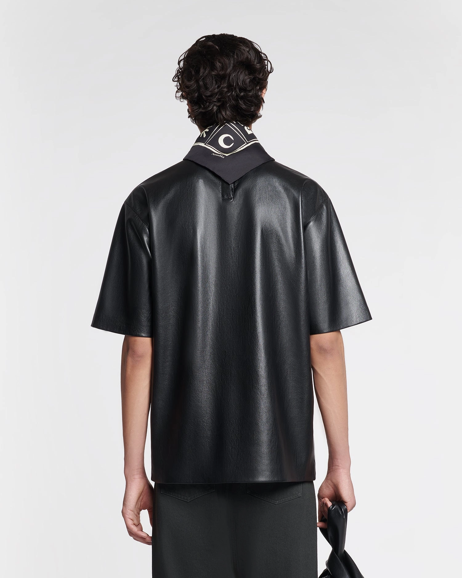 Weighted Hem Trim SubtleTexture Isaac - Okobor? Alt-Leather T-Shirt - Black