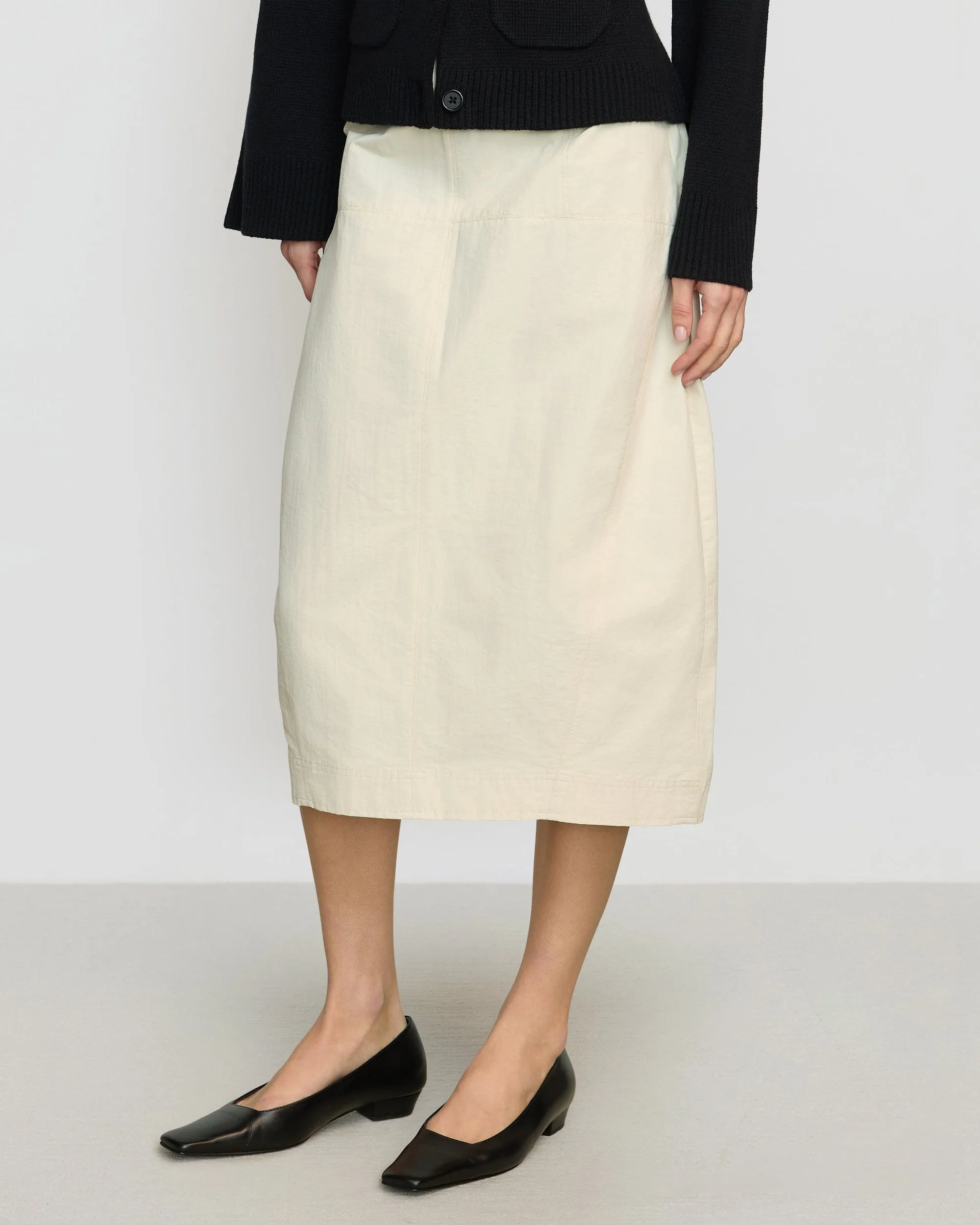 Jarmaine Back-Slit Barrel Skirt Ankle length