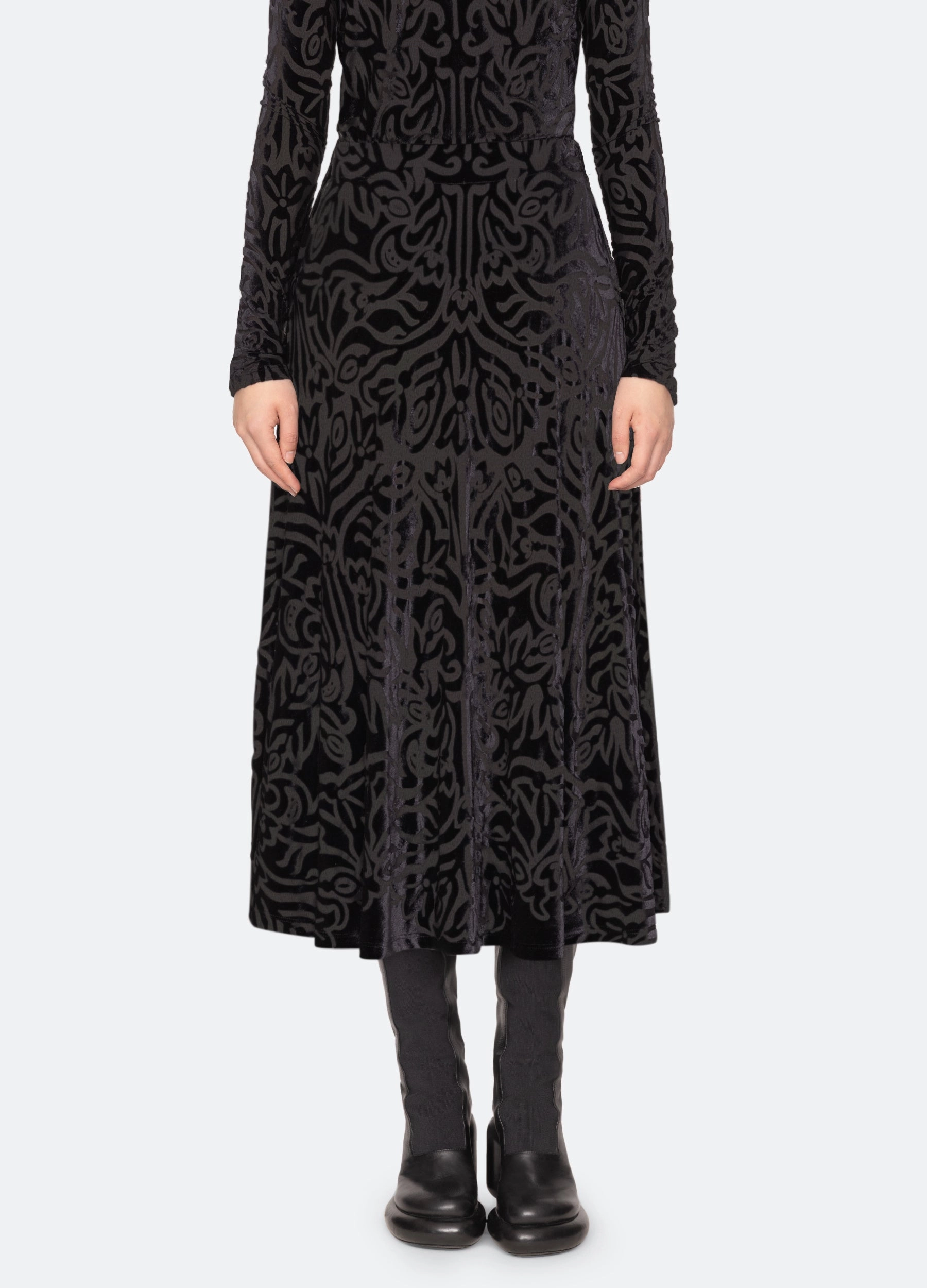 Julie Skirt Slim Silhouette