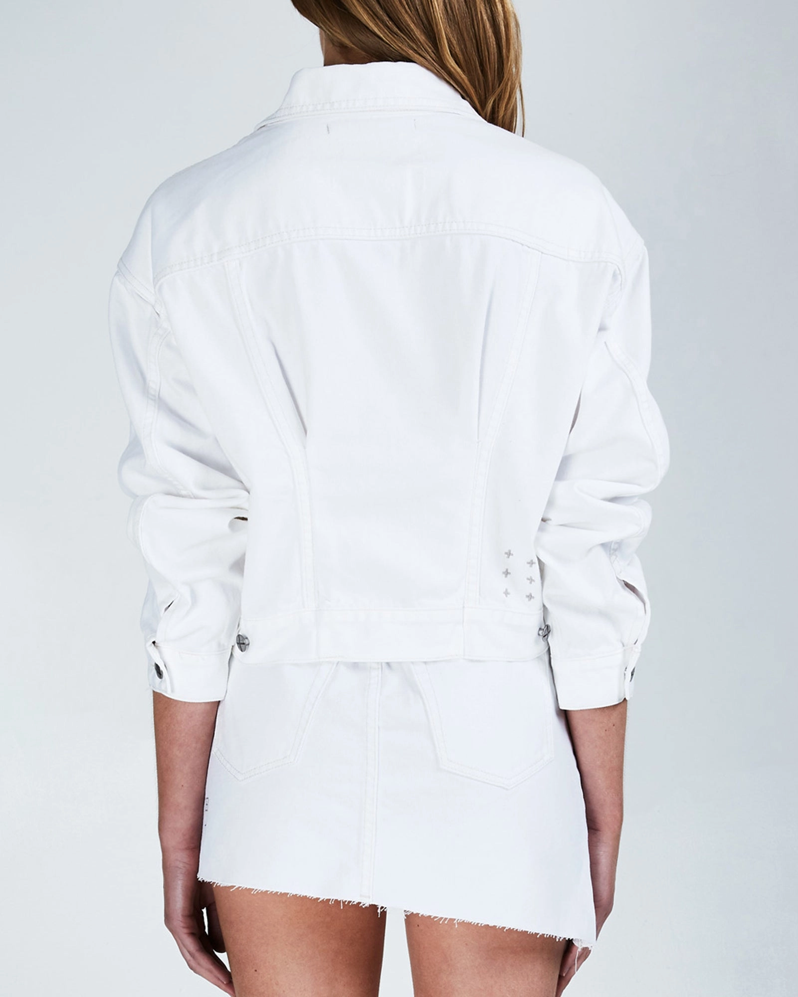 JUSTIFY JACKET FLY WHITE Rugged Durability QuiltedPattern