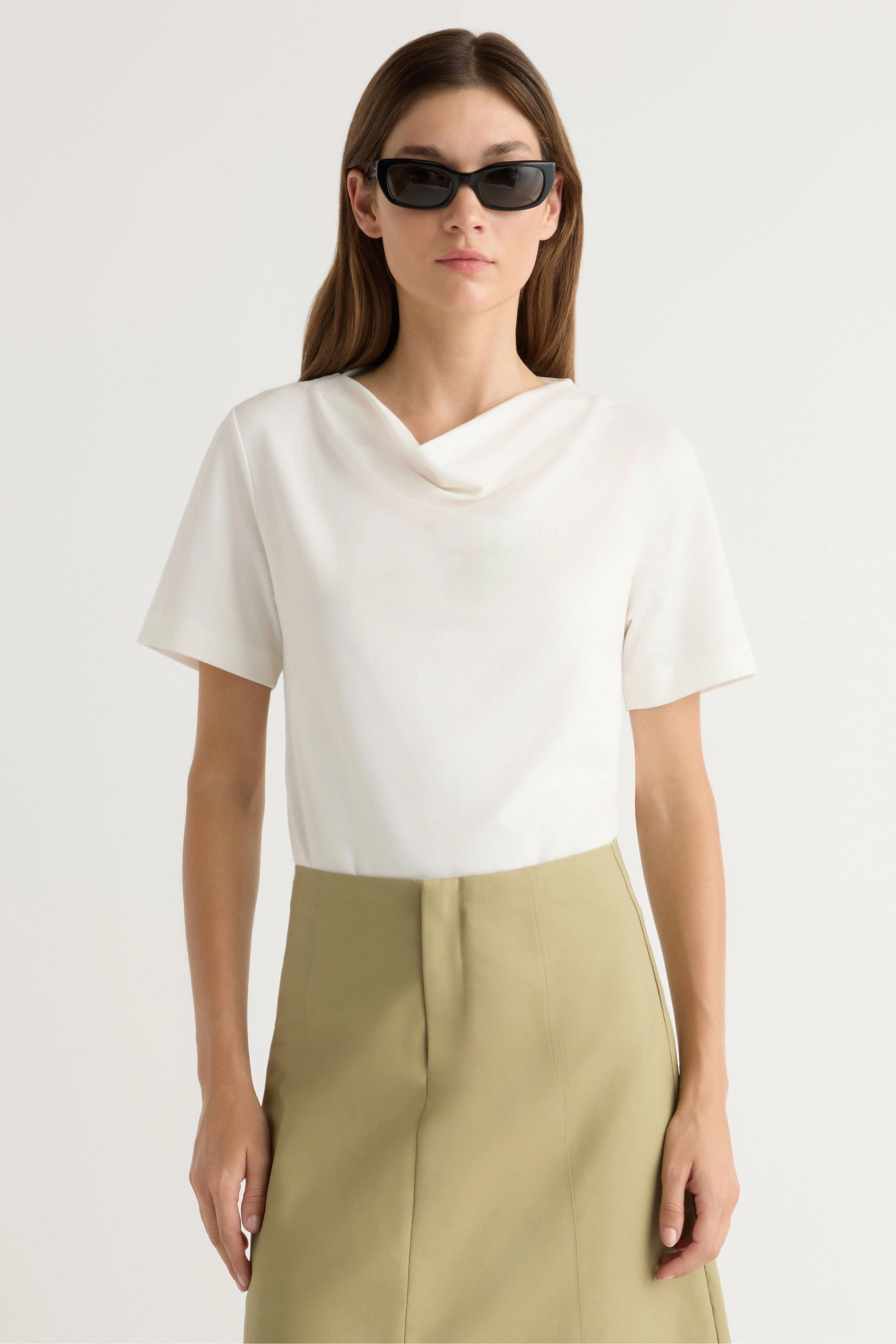 Noise Reduced Zipper Summer Style Kendra Organic Cotton Cowl-Neck Tee