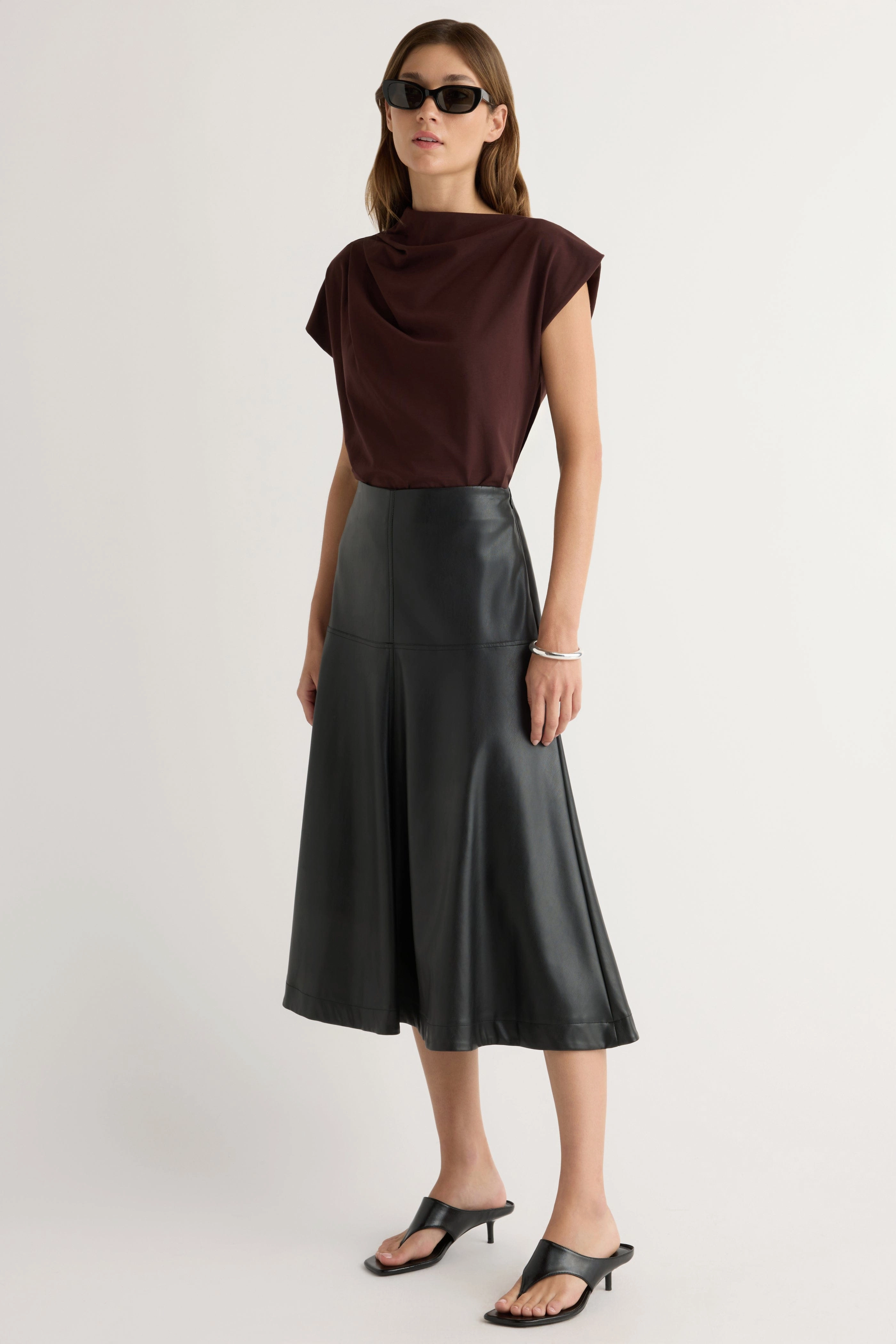 Kenny Asymmetric-Neck Tee Durable Chainstitch