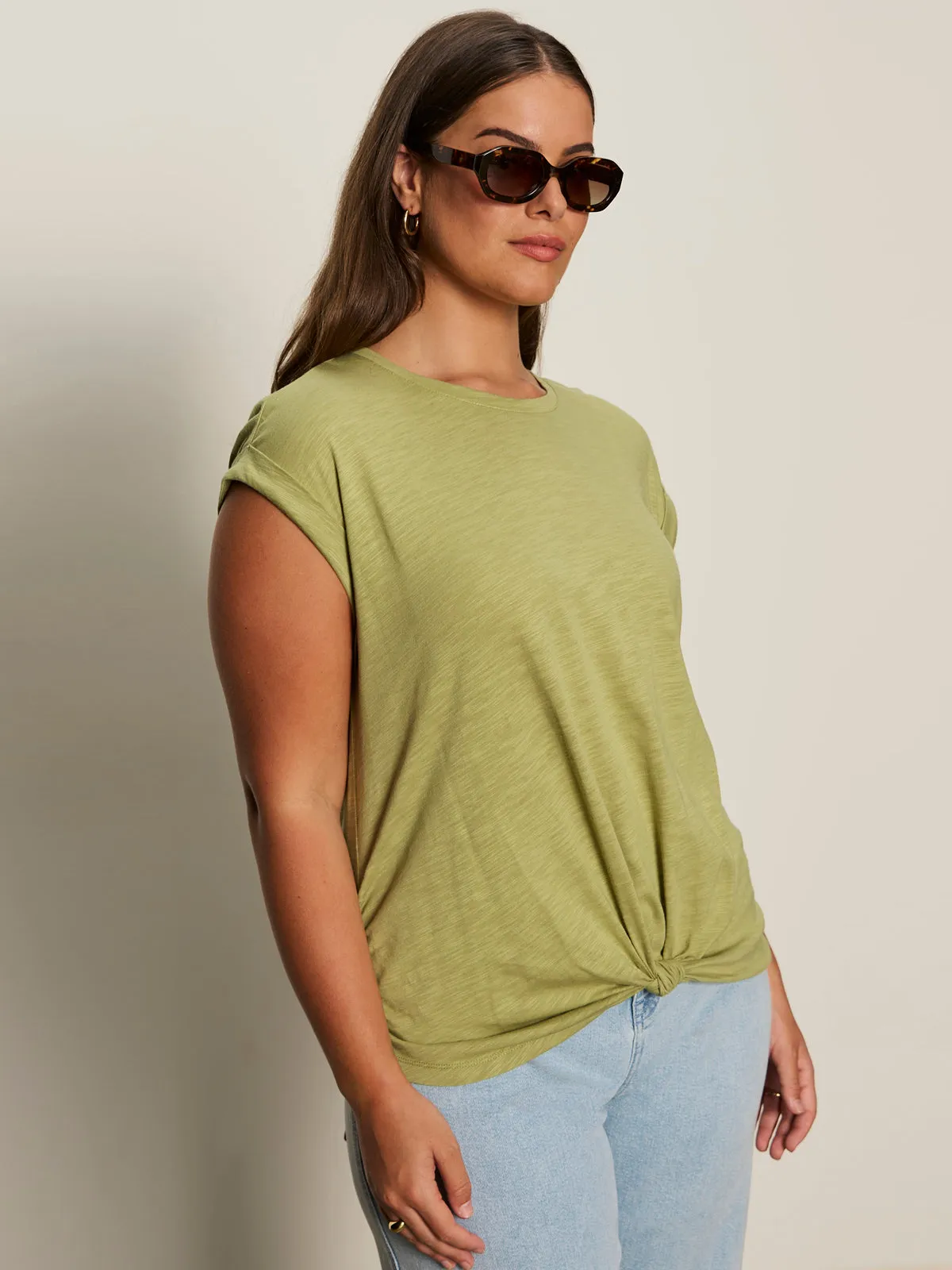 Sustainable Textile casual and comfortable Knotted Muscle Tee Bamboo Extended Sizing