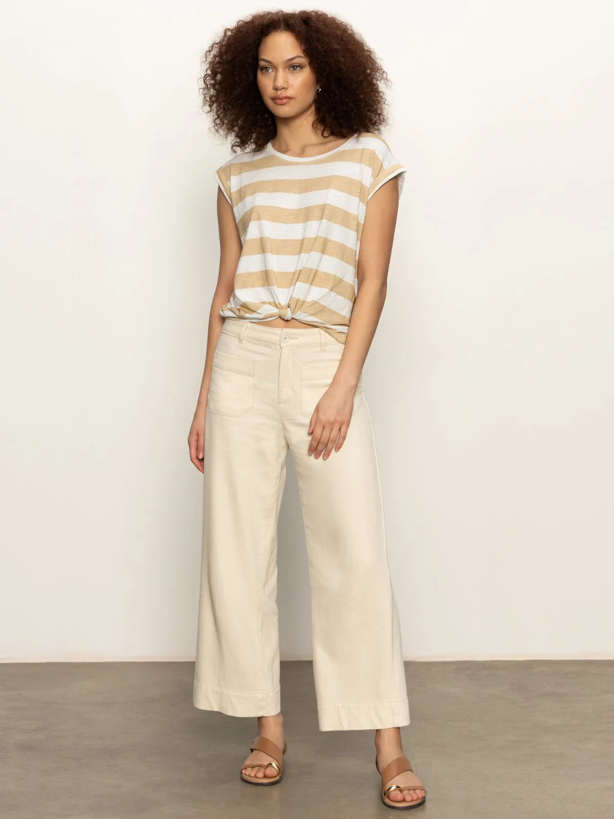 Sleek Stretch Fit Short sleeved breeziness Knotted Muscle Tee White Sandstone Stripe