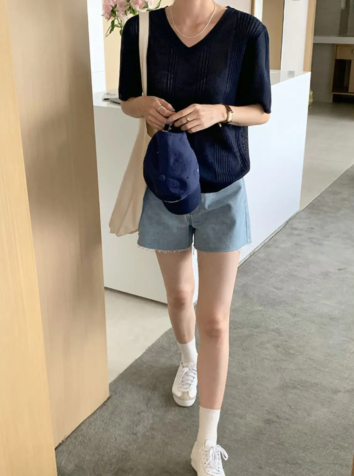 [Korean Style] High Quality High Waist Frayed Denim Shorts