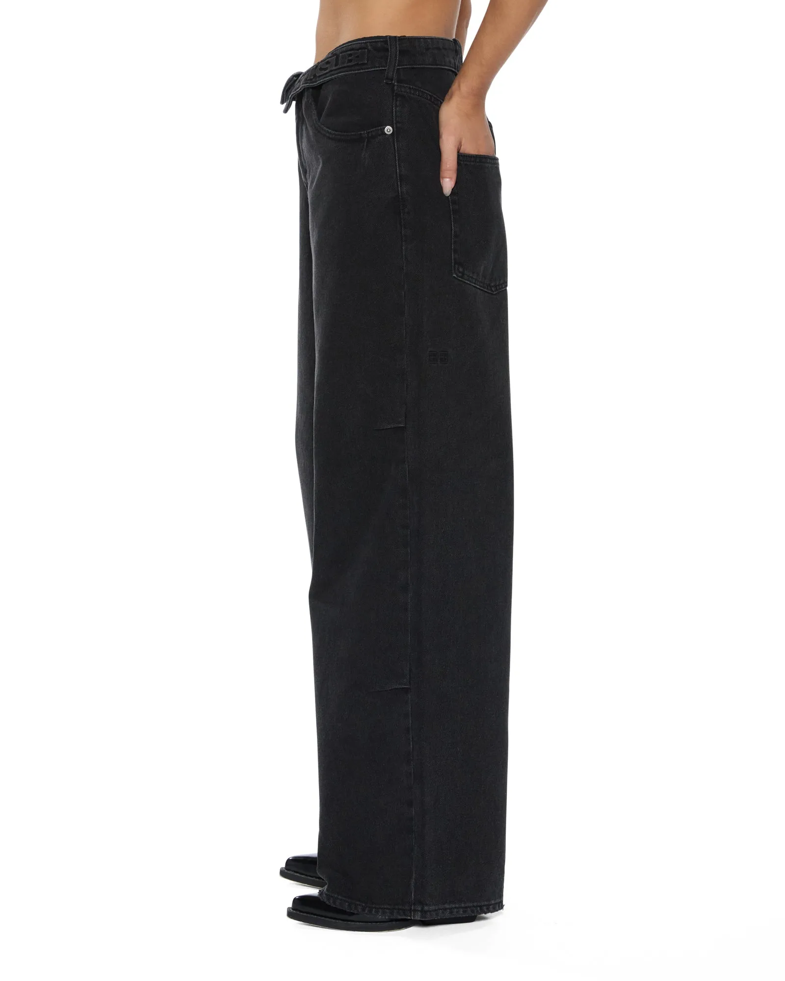 KSUPER FLIP NOIR Weather Friendly Couple Look Office Wear