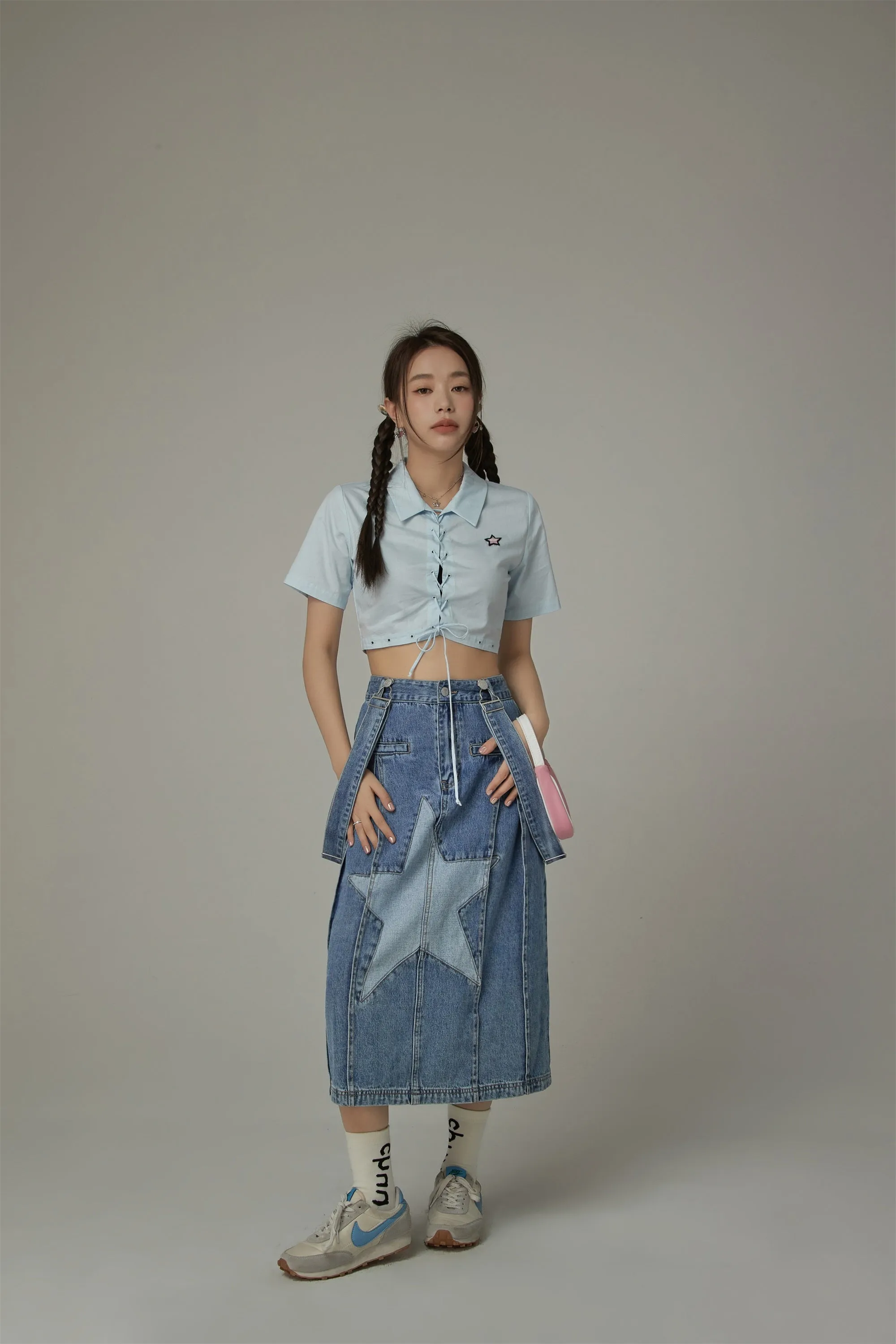 Lace Up Star Cropped Shirt