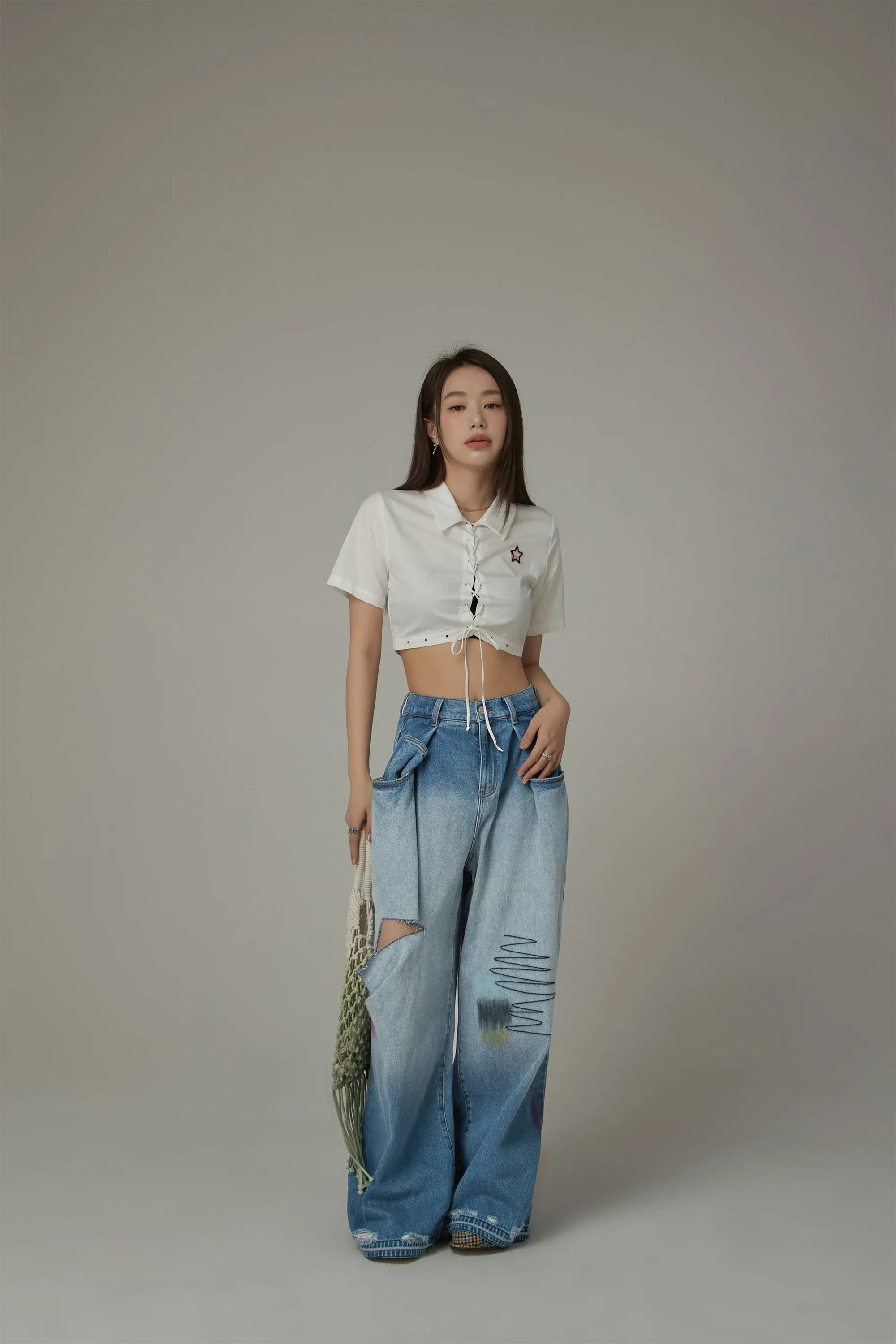 Lace Up Star Cropped Shirt