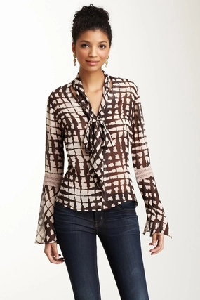 Seamless Design SoftTouchBrushedInterior Lace Sleeve Scarf Shirt - Brown / Pink