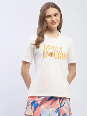Madame Typography White Regular T-Shirt Easy-Going Style