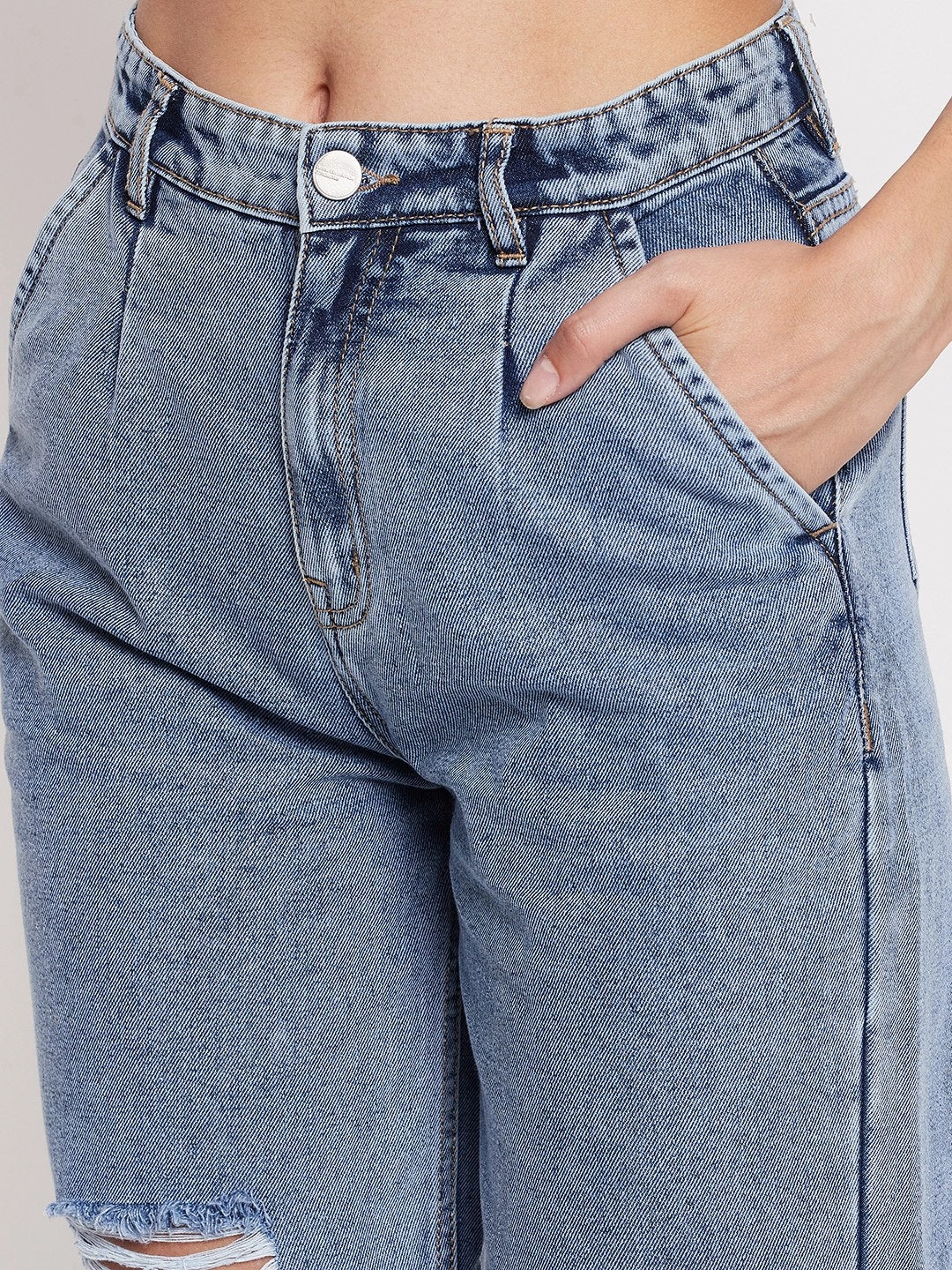 Madame High-Distressed Calf-Length Slim Light Blue Jeans Travel Essential
