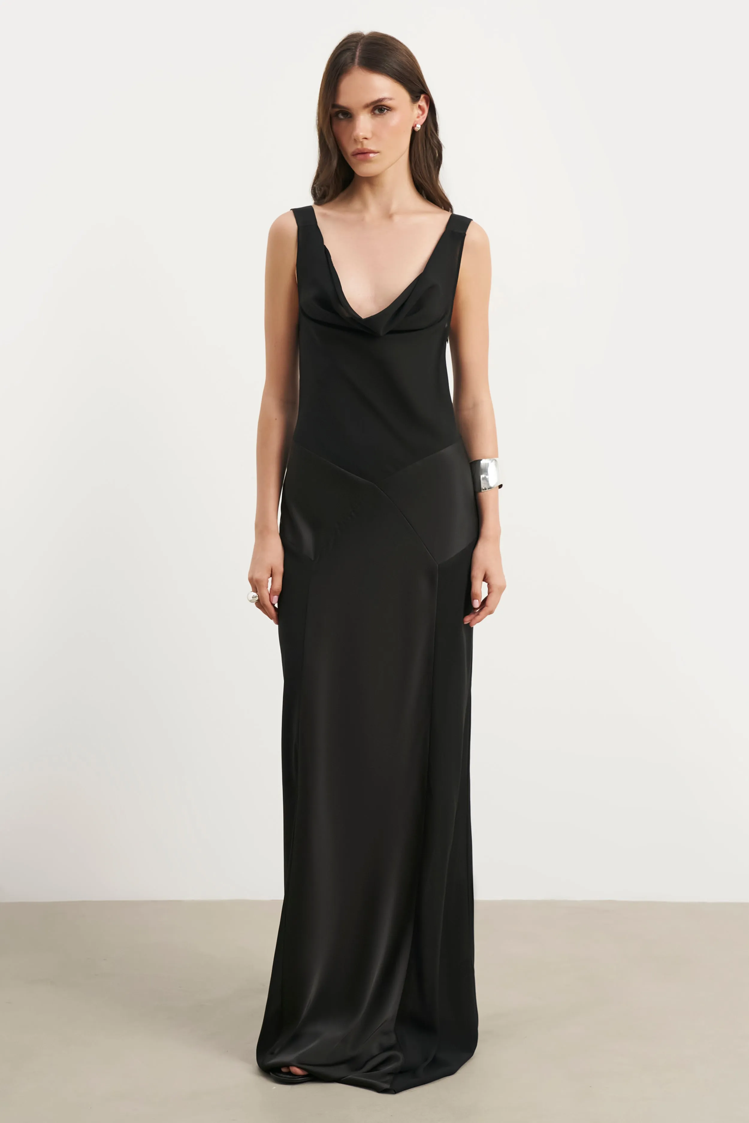 Effortless Touch Simple Texture Cowl Neck Satin Panel Gown - Black