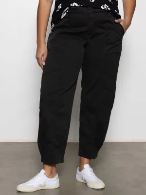 Chill Style Comfort Stretch Sahara Tapered Standard Rise Pant Black Extended Sizing