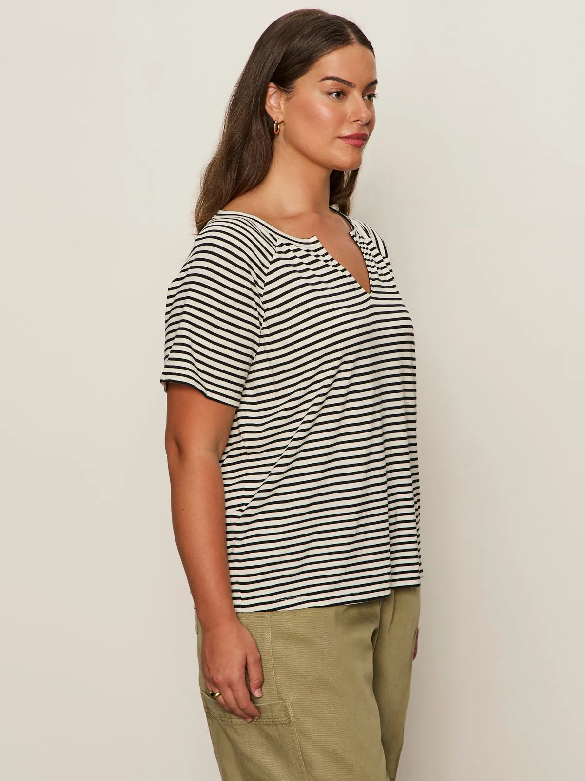 Notch Neck Tee Light Oat/Black Stripe Extended Sizing Minimal Look UV Protection Fabric