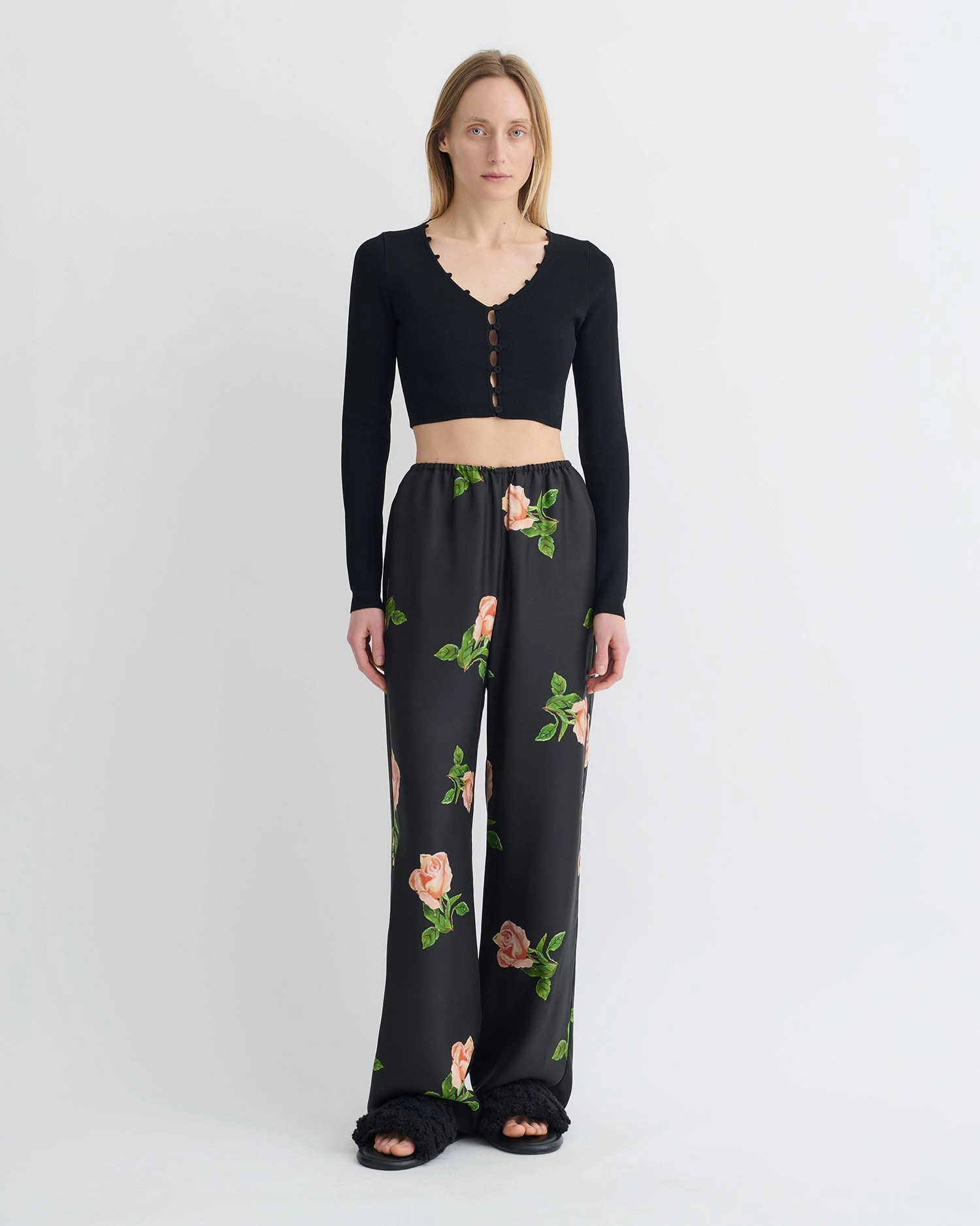 Durable Reinforced Hems Subtle Details Dovie - Cropped Cardigan - Black